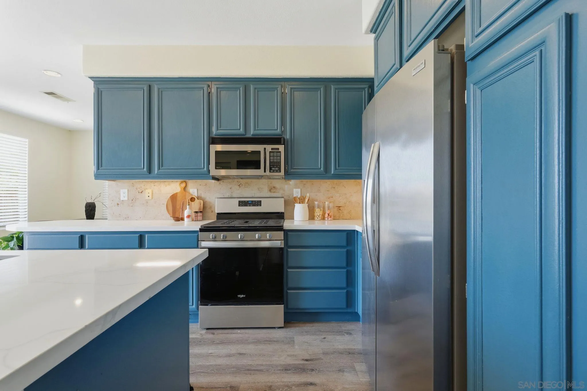 https://cdn.realtyfeed.com/cdn/127/260020469/4322eaeccae300bfe774a2b717bd3b80.webp