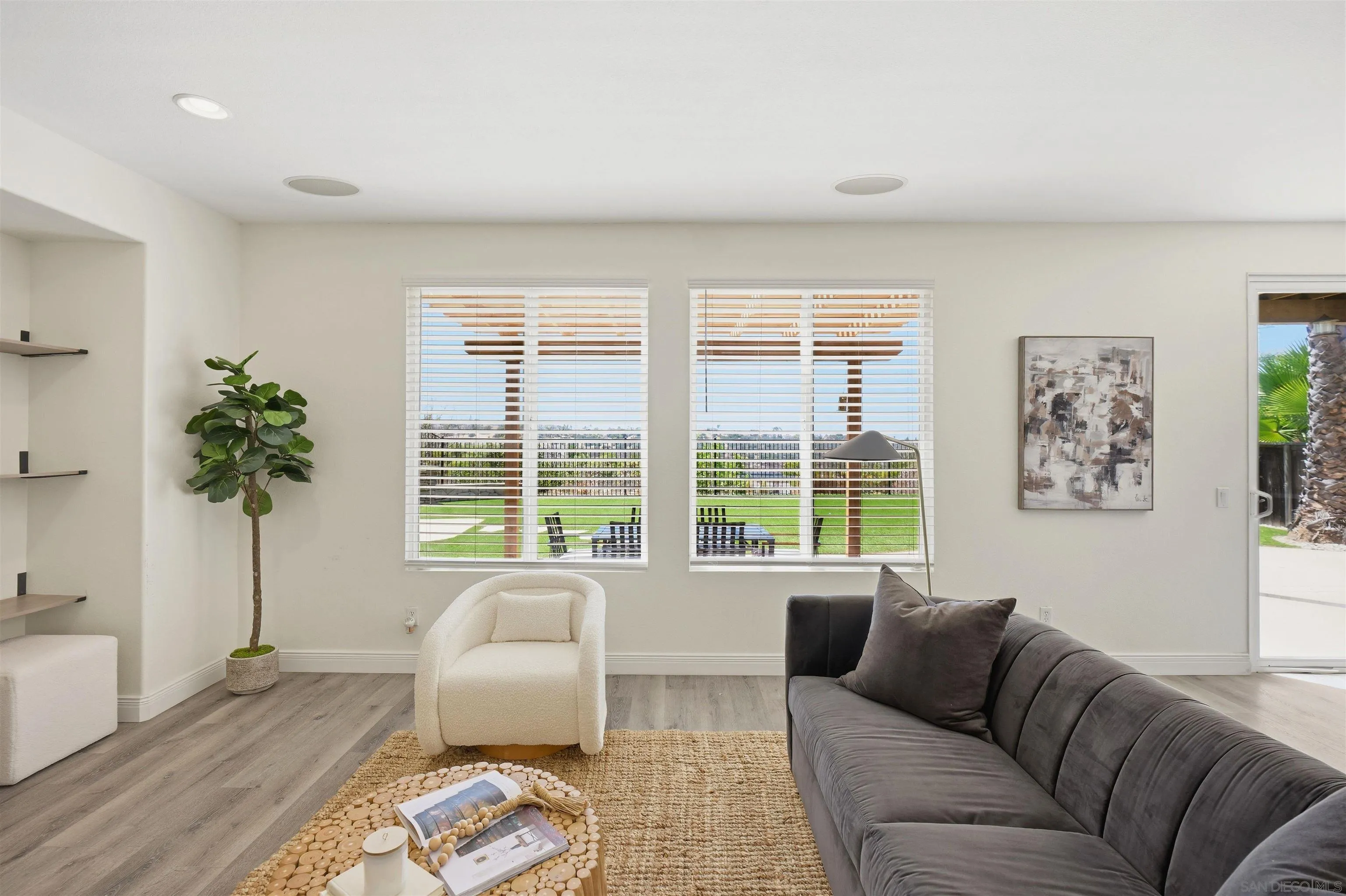 https://cdn.realtyfeed.com/cdn/127/260020469/a9236675ad8e6fa8e44e961c2f6a1885.webp