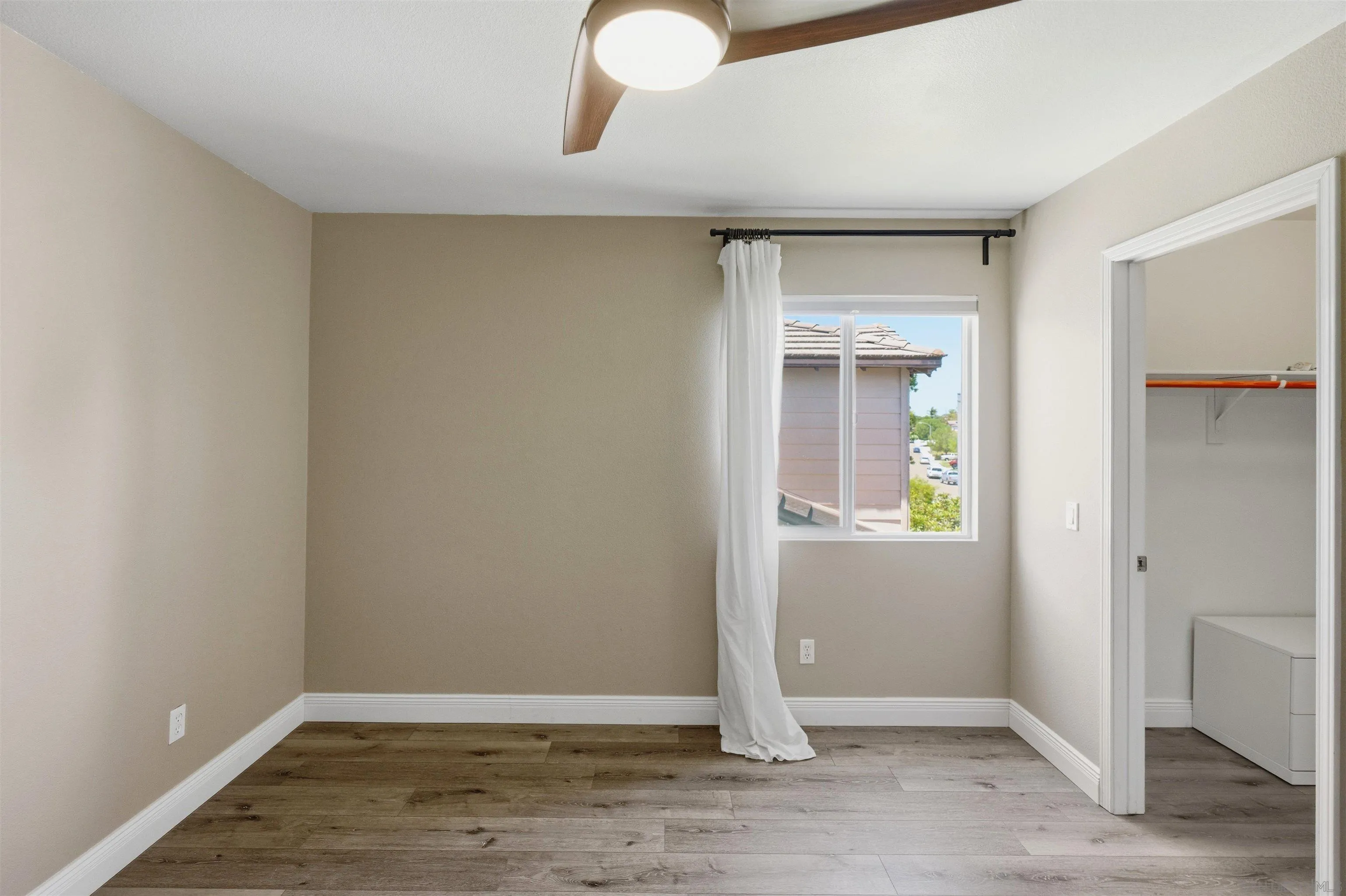 https://cdn.realtyfeed.com/cdn/127/260020469/d2c356f667f8aca84df004226405510f.webp