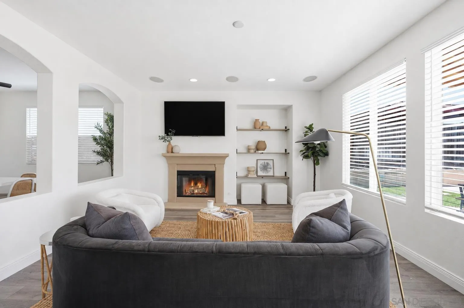 https://cdn.realtyfeed.com/cdn/127/260020469/f0d00b8c1e0fb3f16b3554dad3567531.webp