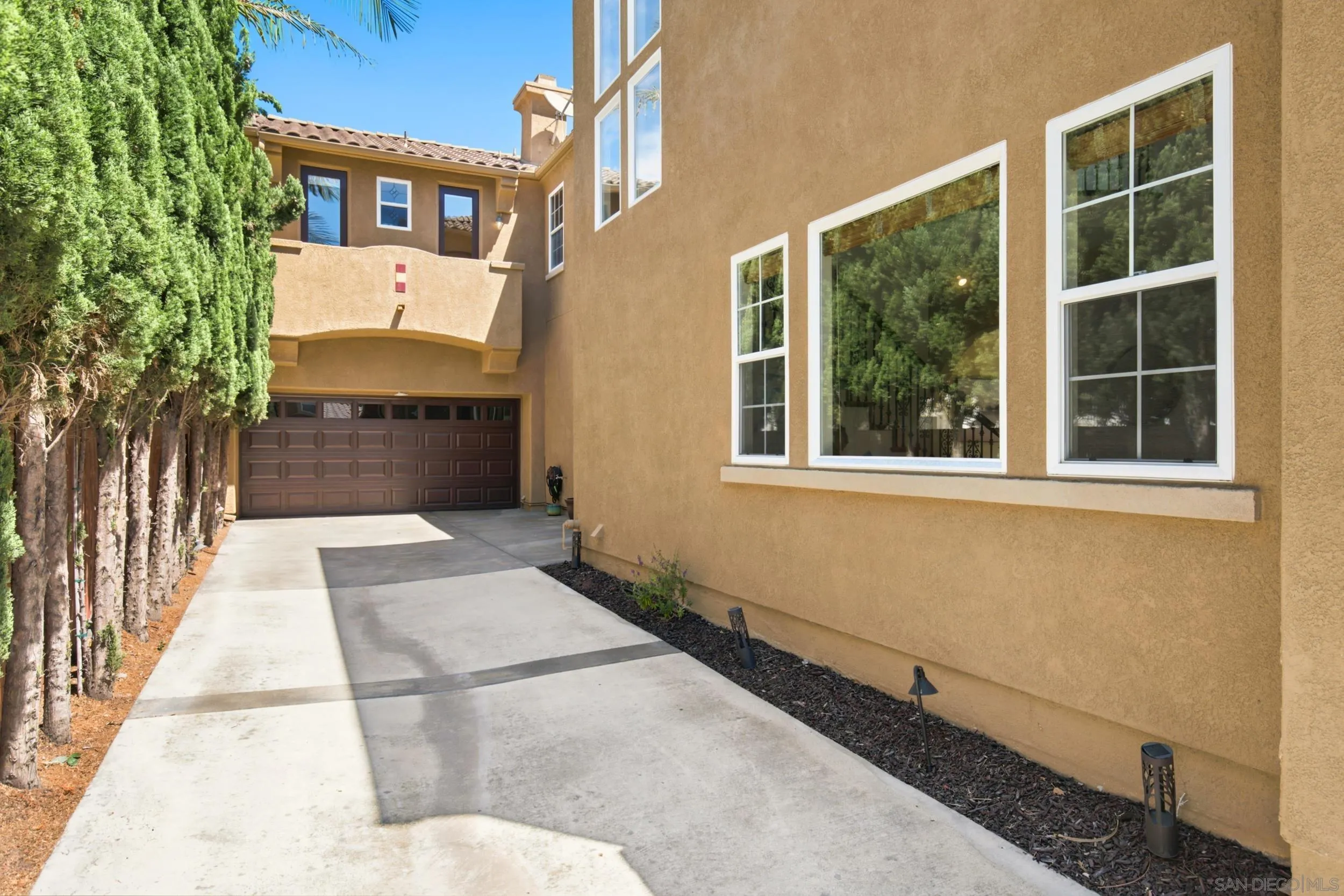 https://cdn.realtyfeed.com/cdn/127/260020474/0de0cb1a3a491d0b6a28a67c8933ebf2.webp