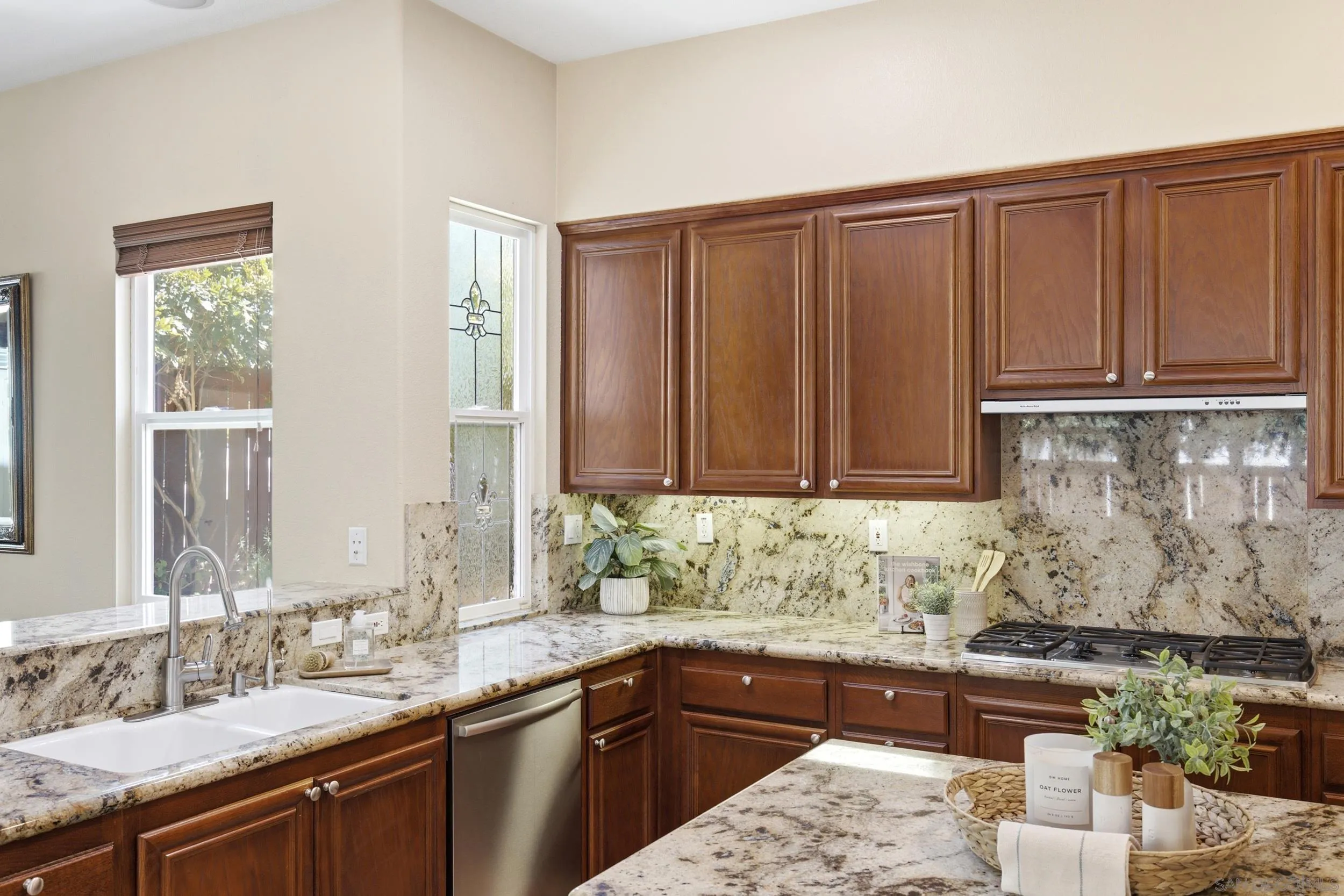 https://cdn.realtyfeed.com/cdn/127/260020474/29ddd2e79a431c2354b610b5b4ff6d07.webp