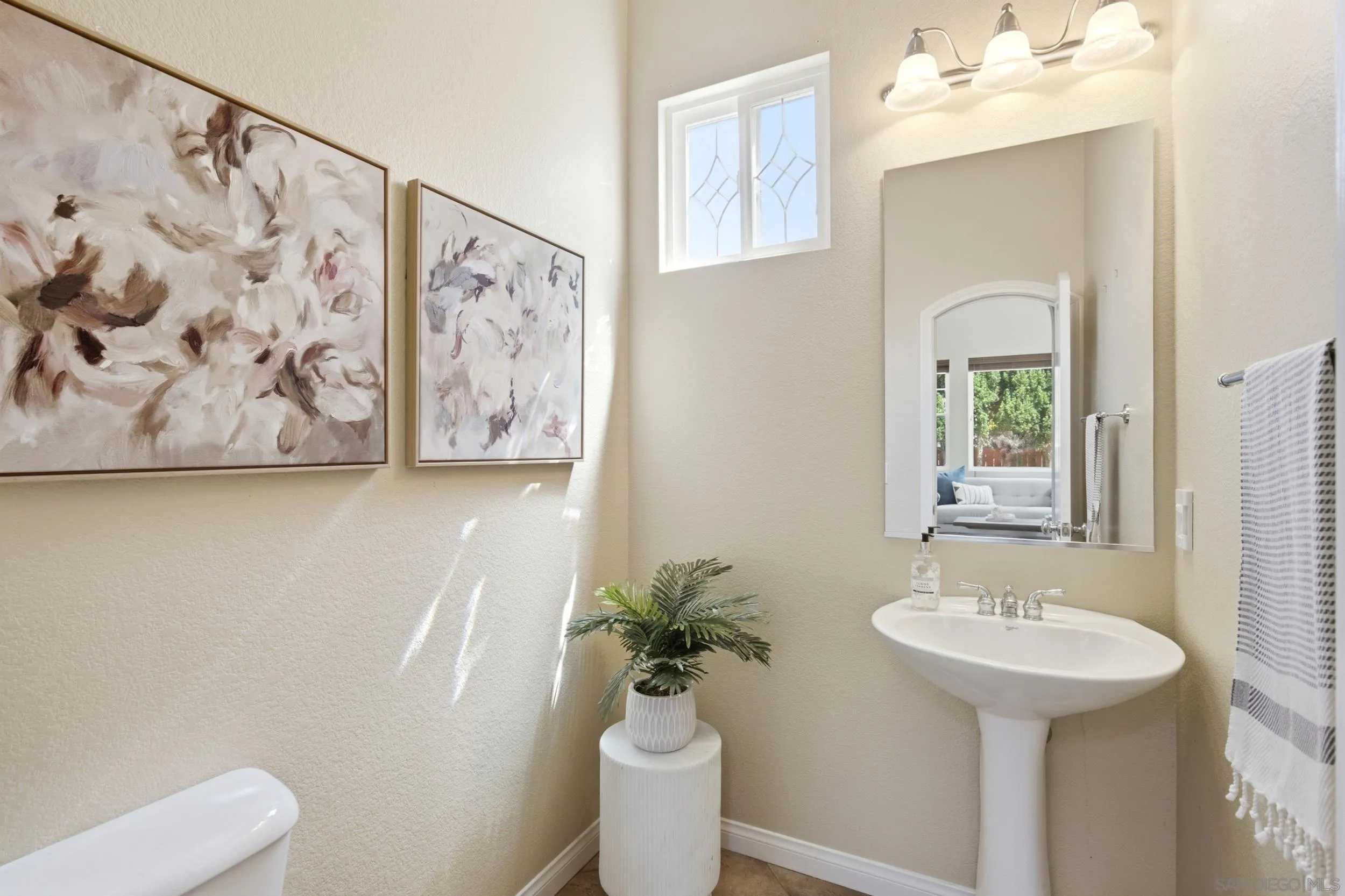 https://cdn.realtyfeed.com/cdn/127/260020474/7d08e8ae37590ffe9f14ba303cf05f74.webp