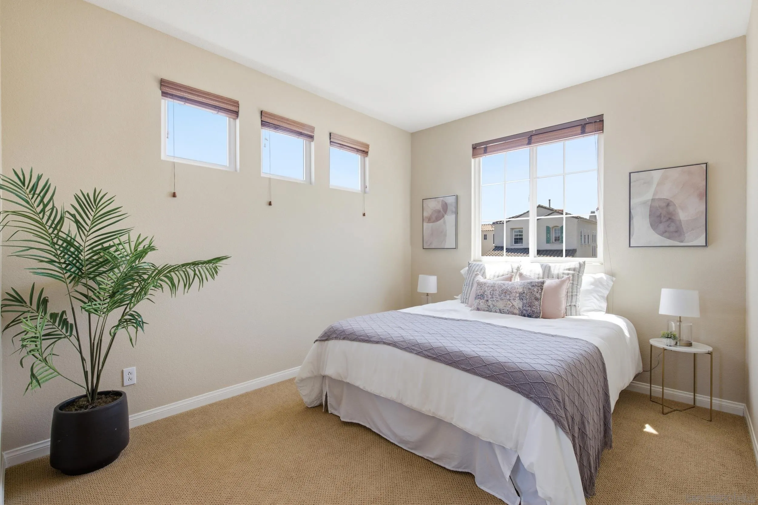 https://cdn.realtyfeed.com/cdn/127/260020474/9cdb4df1b2c67f1370983f52c43547f5.webp