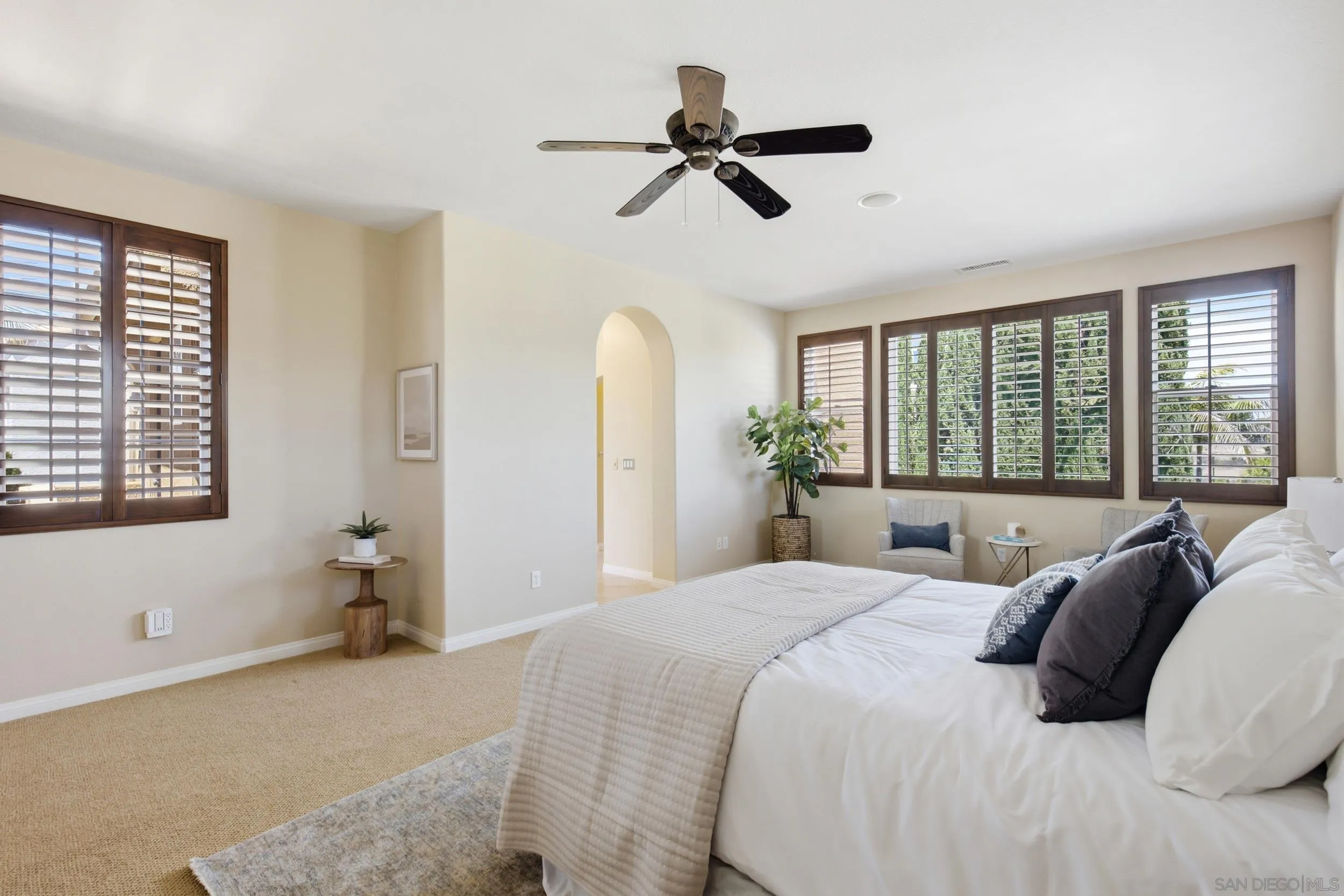 https://cdn.realtyfeed.com/cdn/127/260020474/acfa0071aebc8be55d2847064a924457.webp