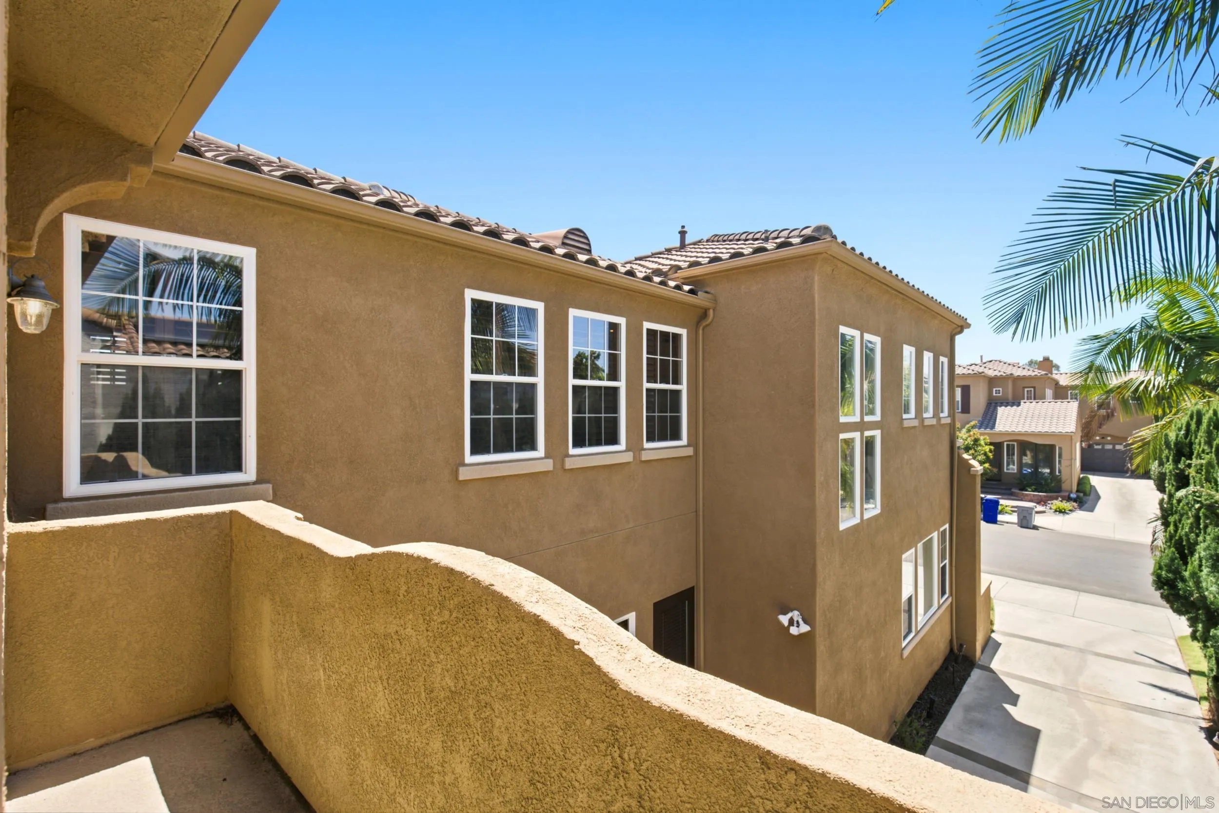https://cdn.realtyfeed.com/cdn/127/260020474/c8cb95f52f4053c3a4e2f7d1b6bdd7a4.webp