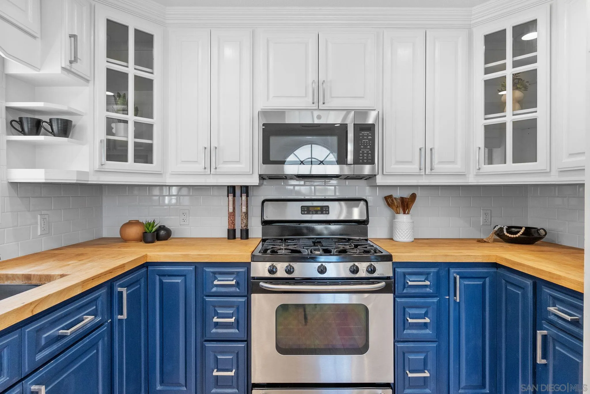 https://cdn.realtyfeed.com/cdn/127/260020476/5c721b8537cf1a531fc8804ab8bf4f8b.webp