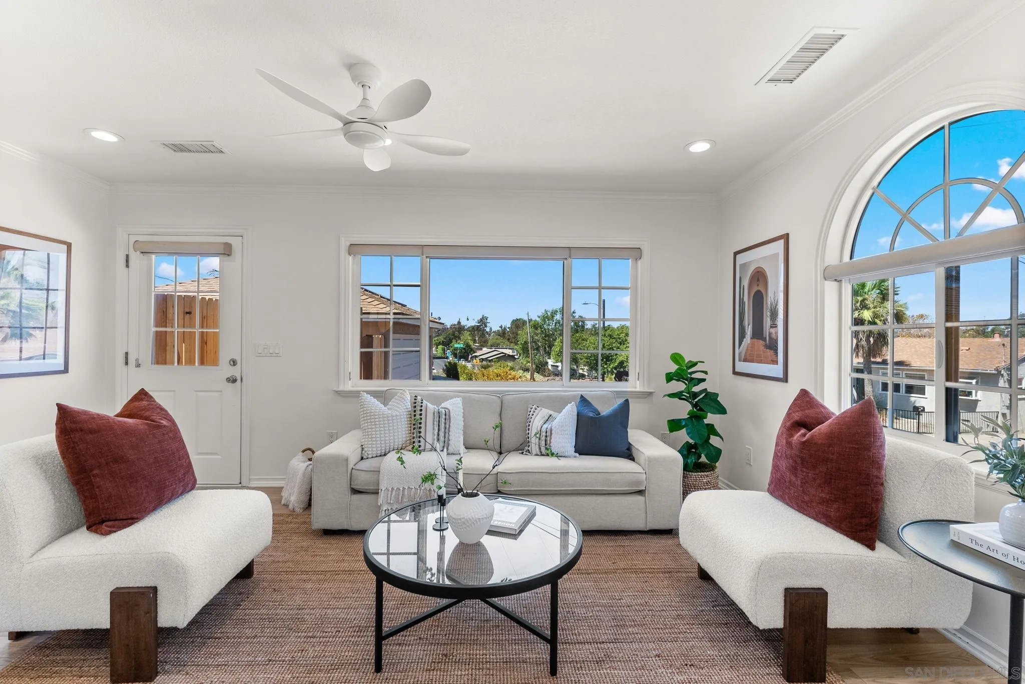 https://cdn.realtyfeed.com/cdn/127/260020476/901633083e1847180f0634d1e43ce361.webp