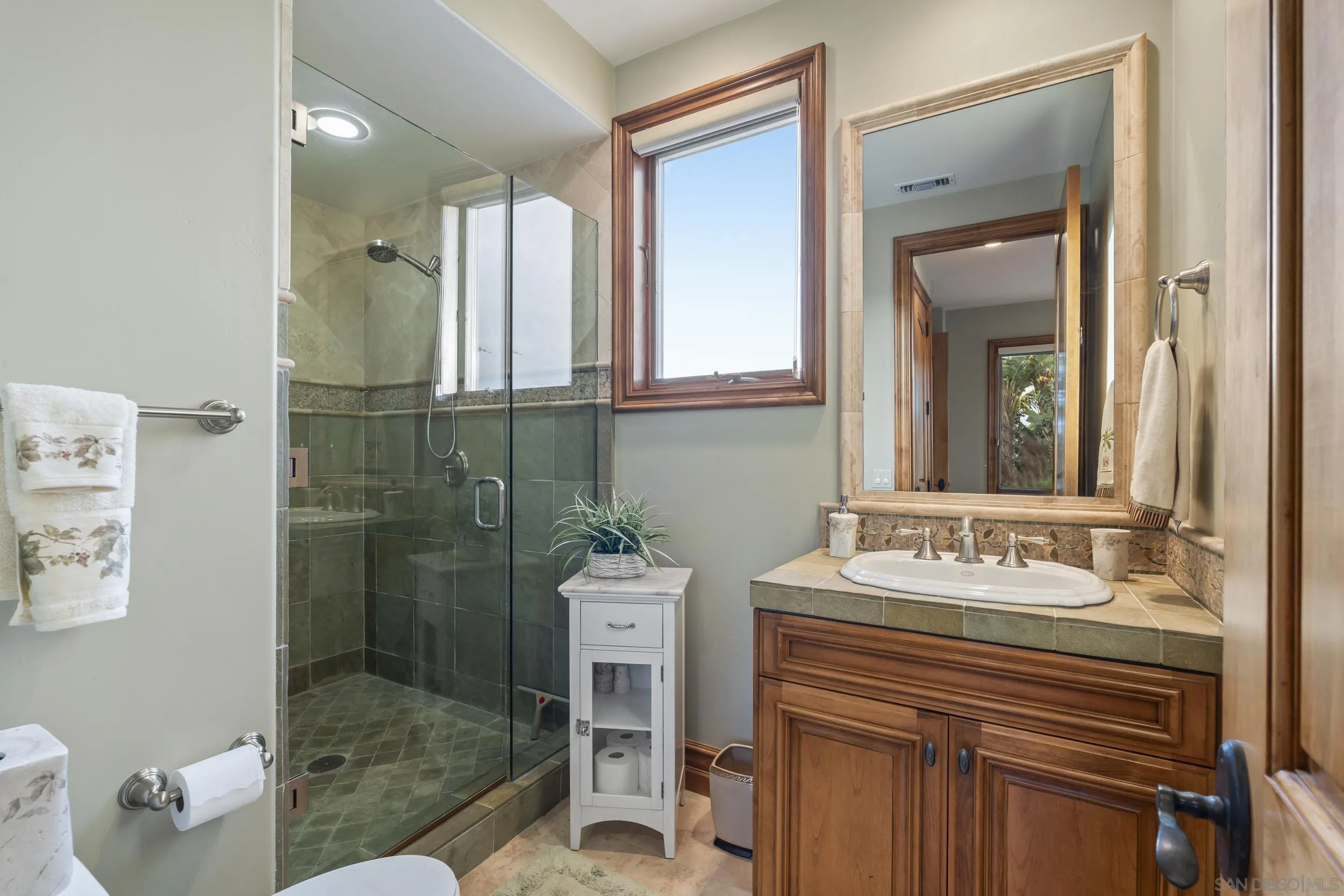 https://cdn.realtyfeed.com/cdn/127/260020478/08c2b859ab24588a4f55097788673349.webp