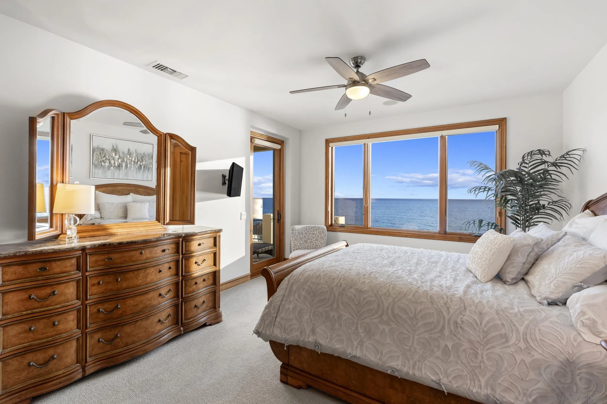 https://cdn.realtyfeed.com/cdn/127/260020478/298e71740937145d3f4caae722d66062.webp