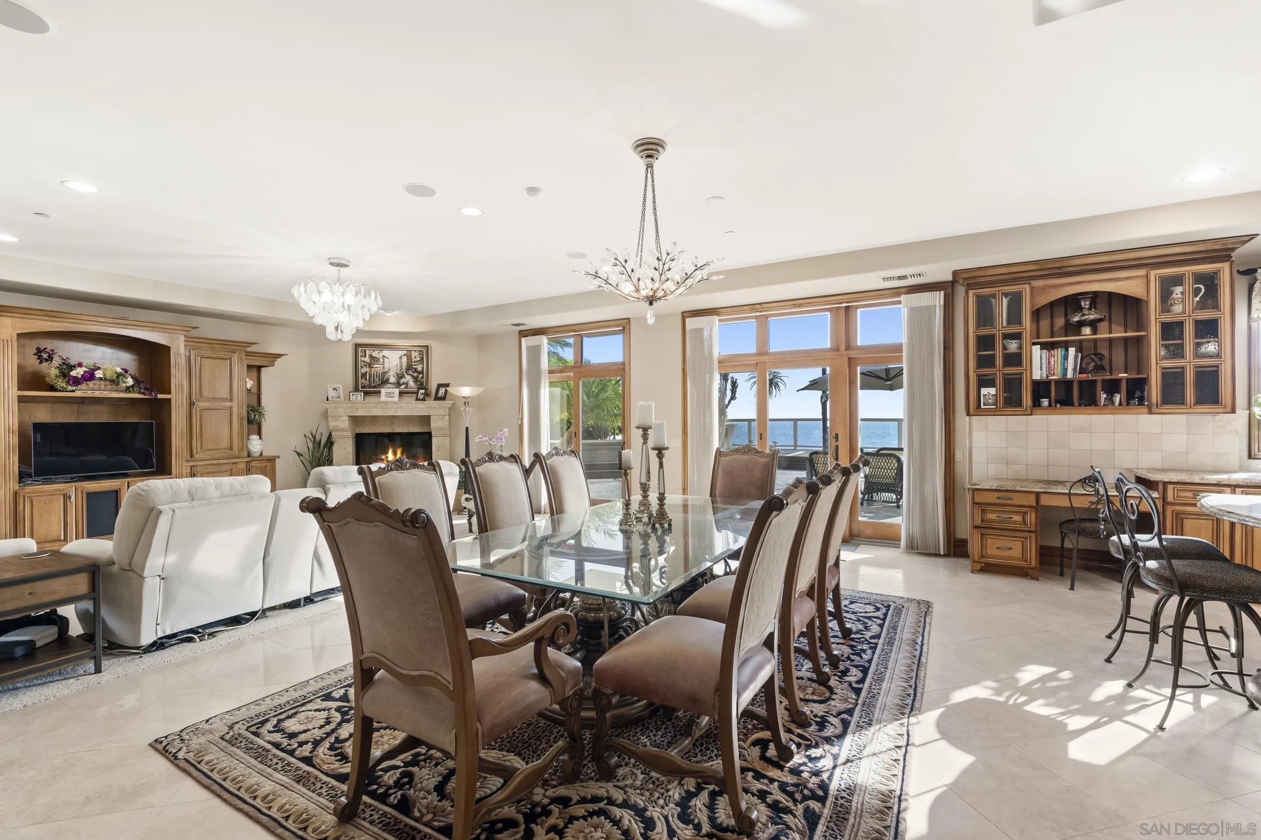 https://cdn.realtyfeed.com/cdn/127/260020478/40c73d56d31344f542e587298c5427b8.webp