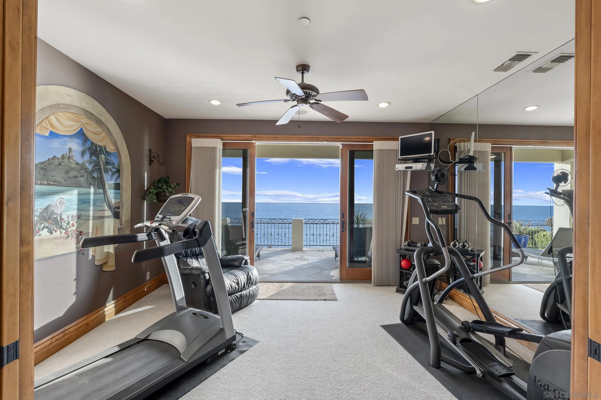 https://cdn.realtyfeed.com/cdn/127/260020478/4a1d9bf67685ef0d355a86ff1df6155f.webp
