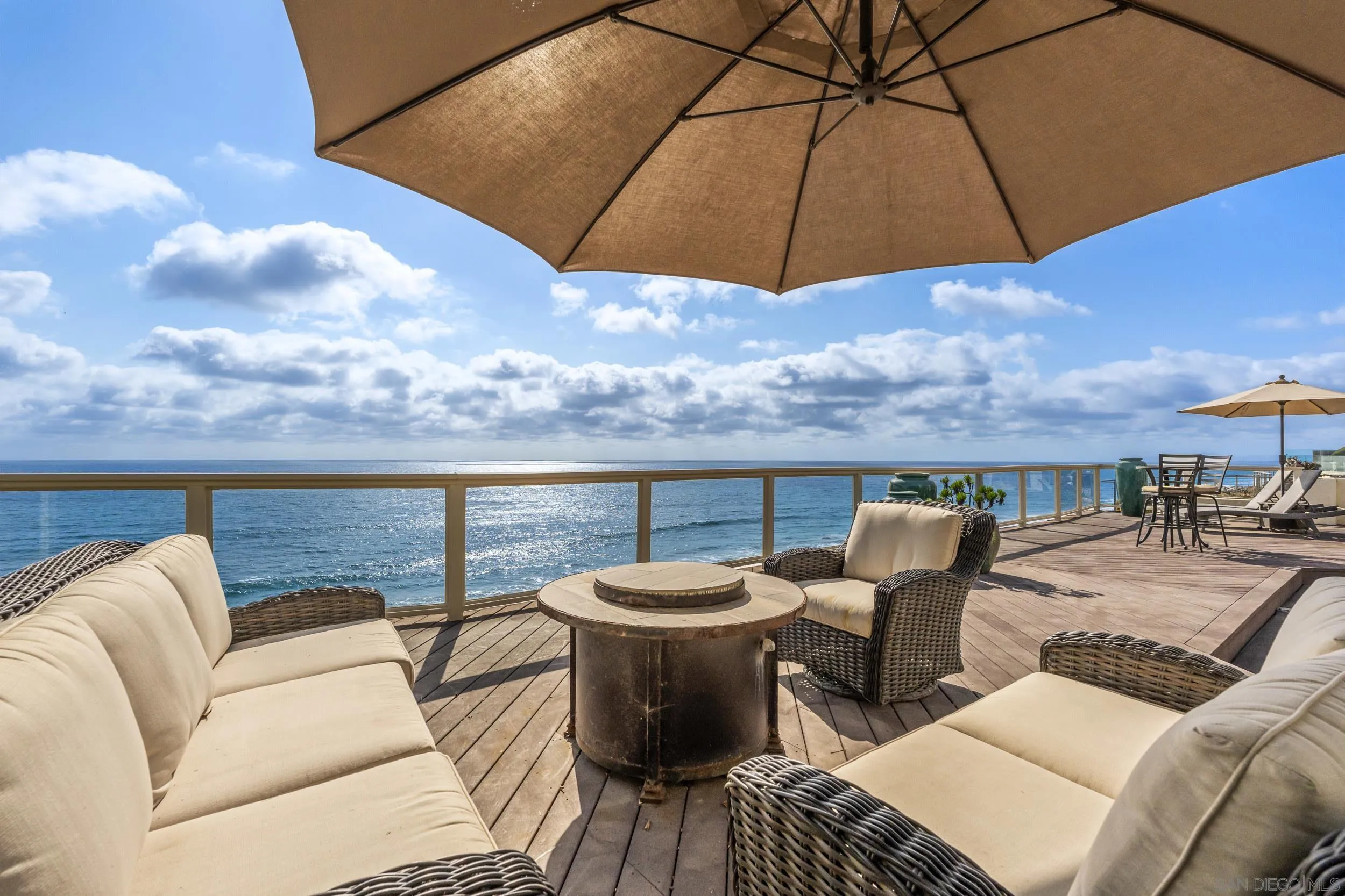 https://cdn.realtyfeed.com/cdn/127/260020478/83c35246c2a55958d6163b5a3ae58291.webp