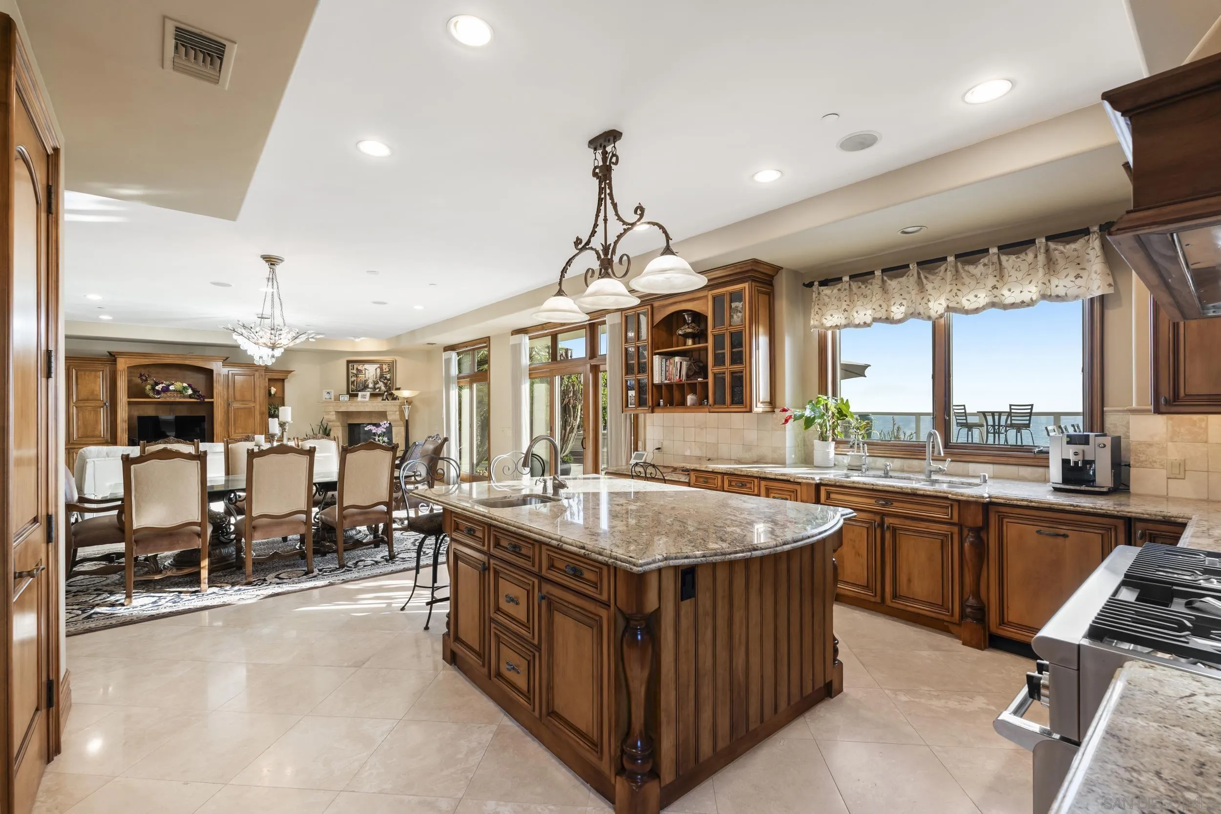 https://cdn.realtyfeed.com/cdn/127/260020478/92dcb039f11283f10738b9ba39310625.webp