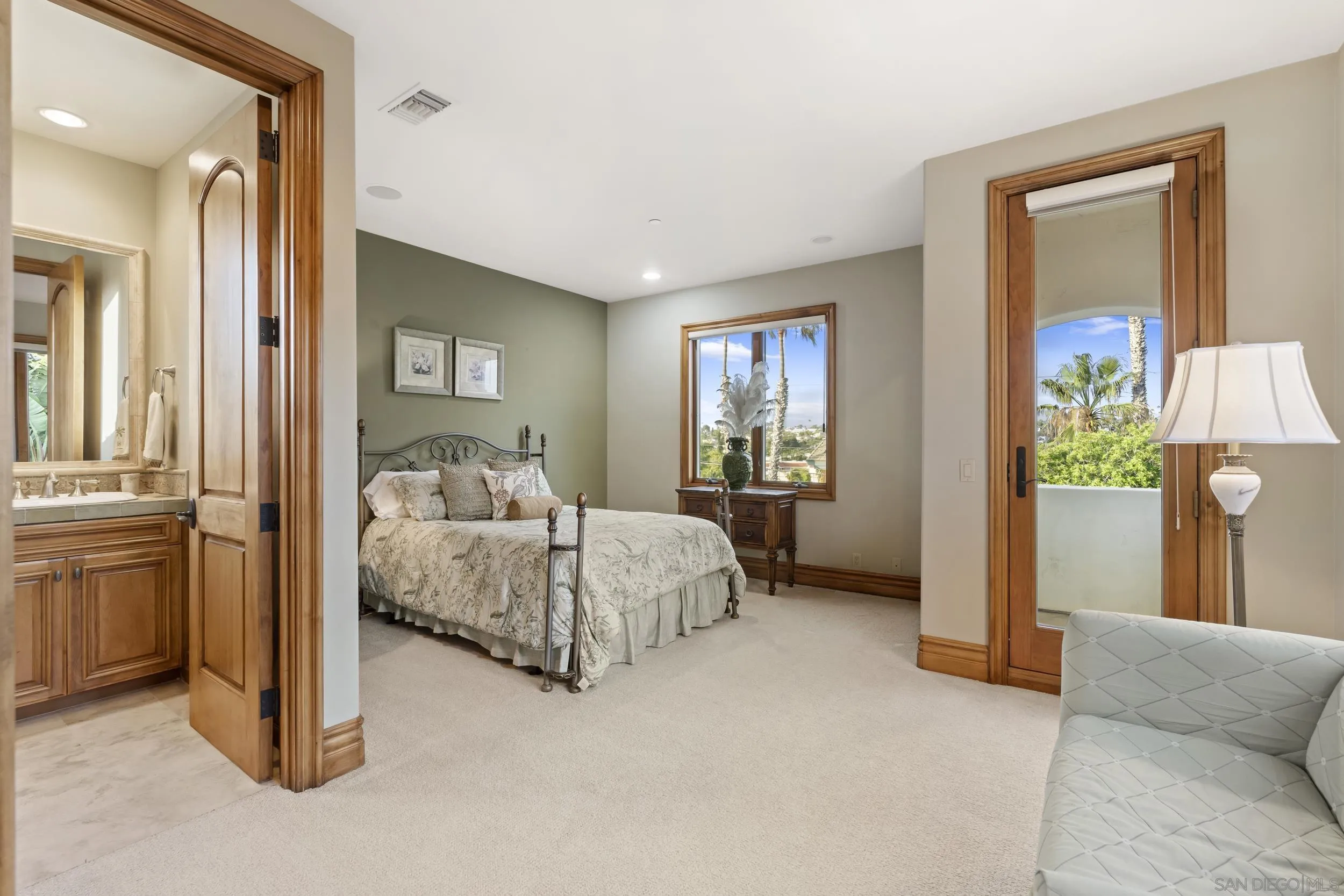 https://cdn.realtyfeed.com/cdn/127/260020478/b6d2d8993aa336a6fdb1b0b260f10523.webp