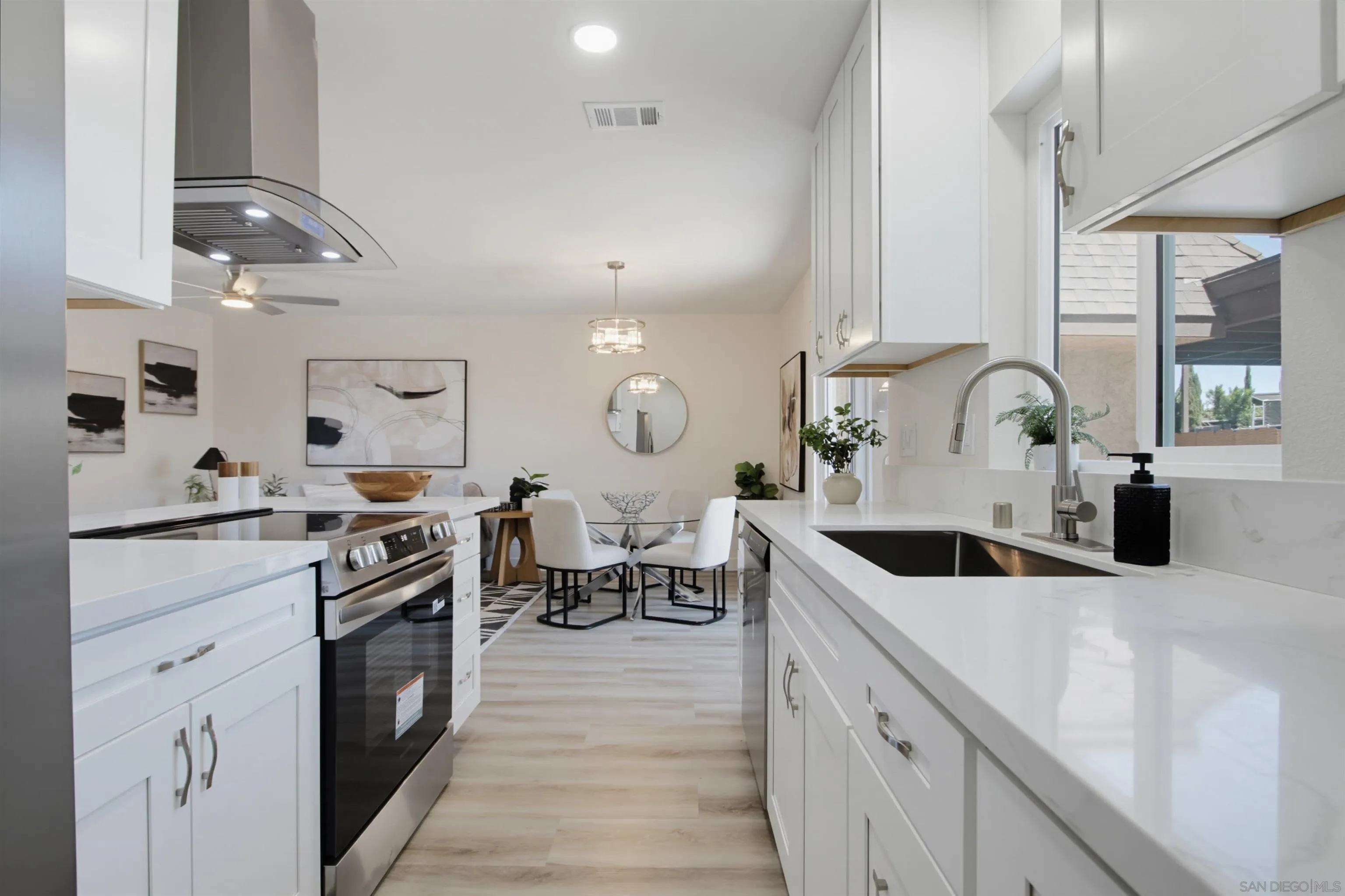 Photo #8: 260020479 Listing: Photo #8