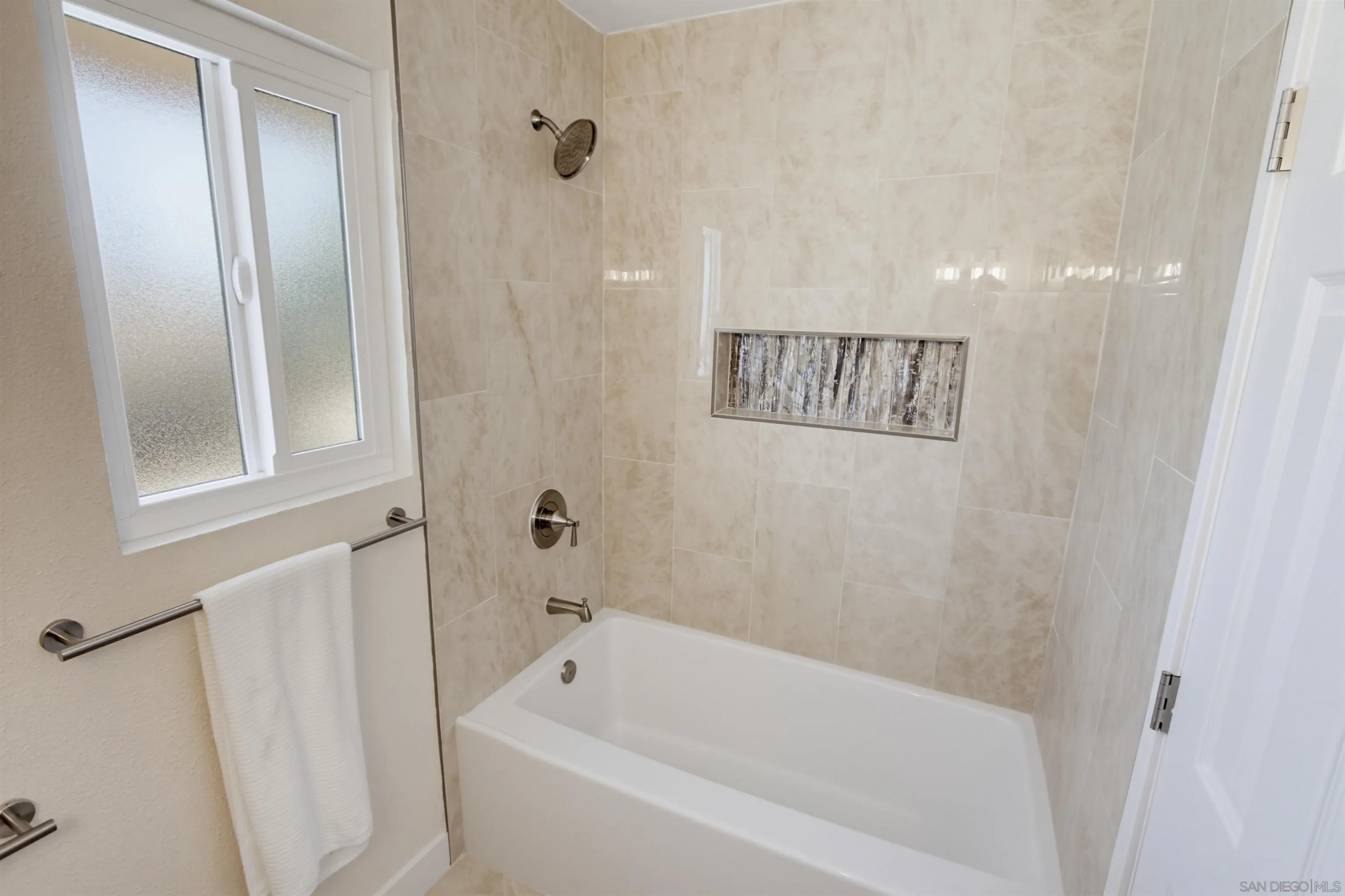 Photo #20: 260020479 Listing: Photo #20