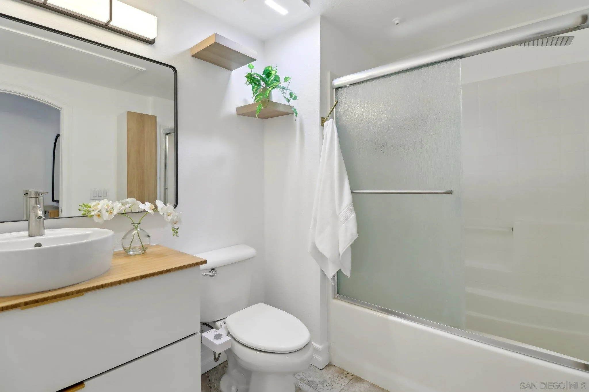 Photo #28: 260020480 Listing: Photo #28