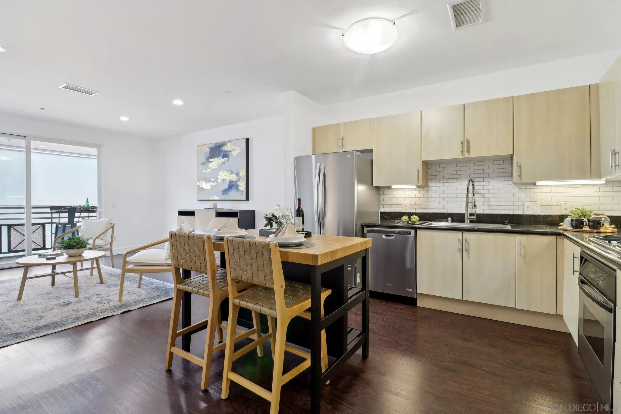 Photo #9: 260020480 Listing: Photo #9
