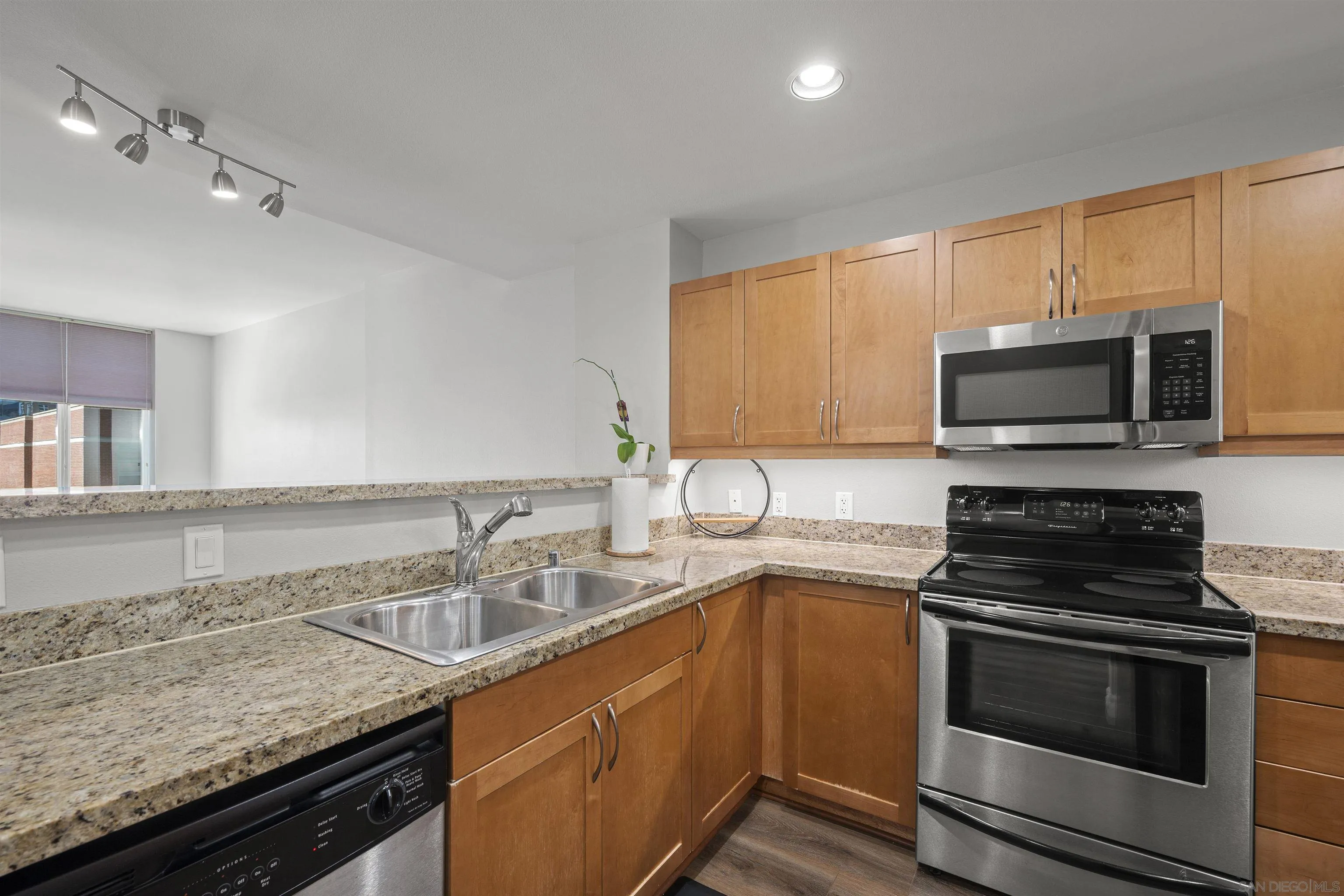 Photo #16: 260020482 Listing: Photo #16