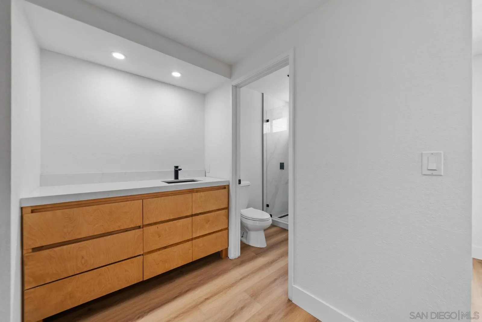 Photo #16: 260020485 Listing: Photo #16