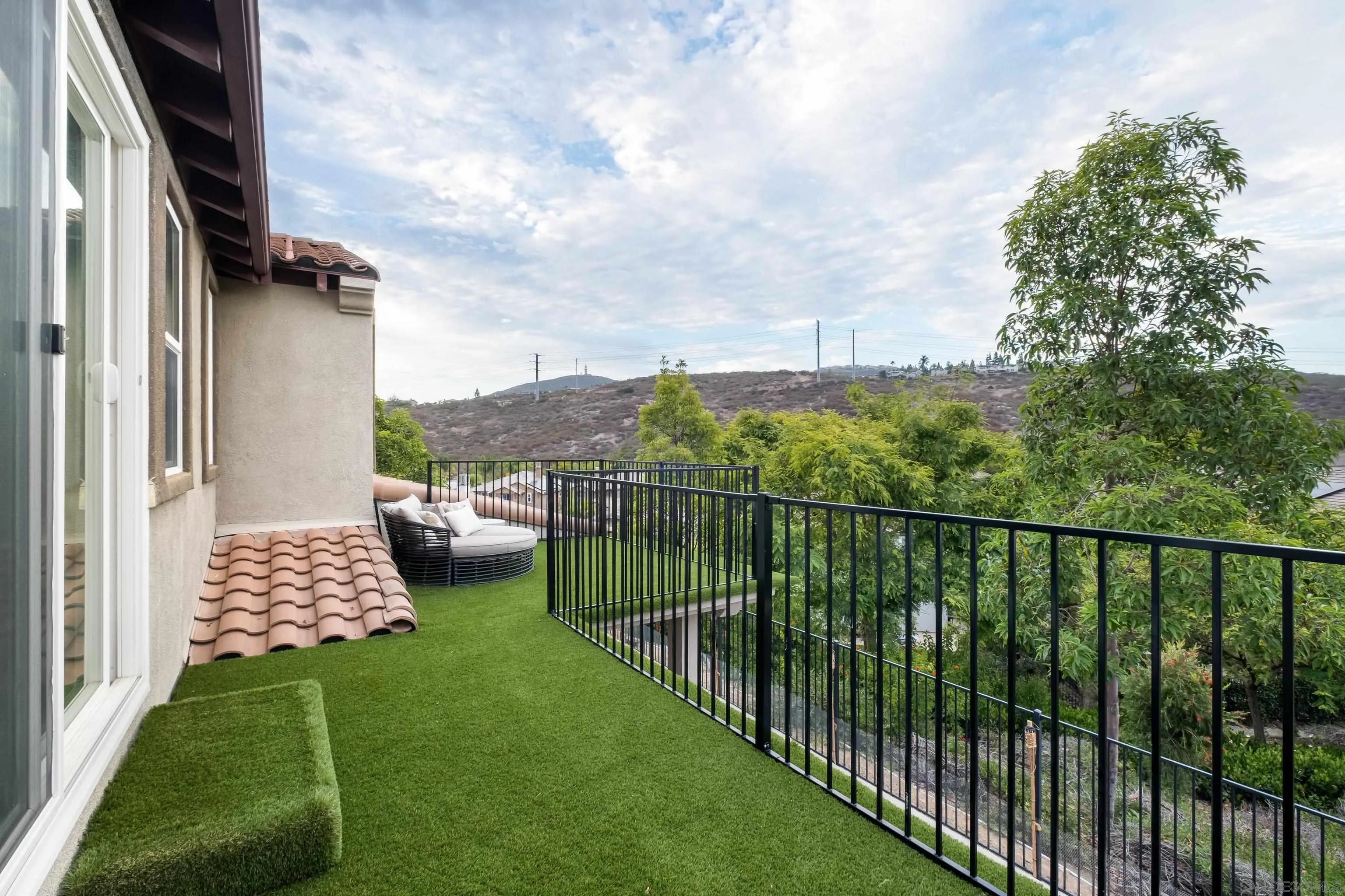 https://cdn.realtyfeed.com/cdn/127/260020489/787eb7de89955c8a9e171aea105837f6.webp