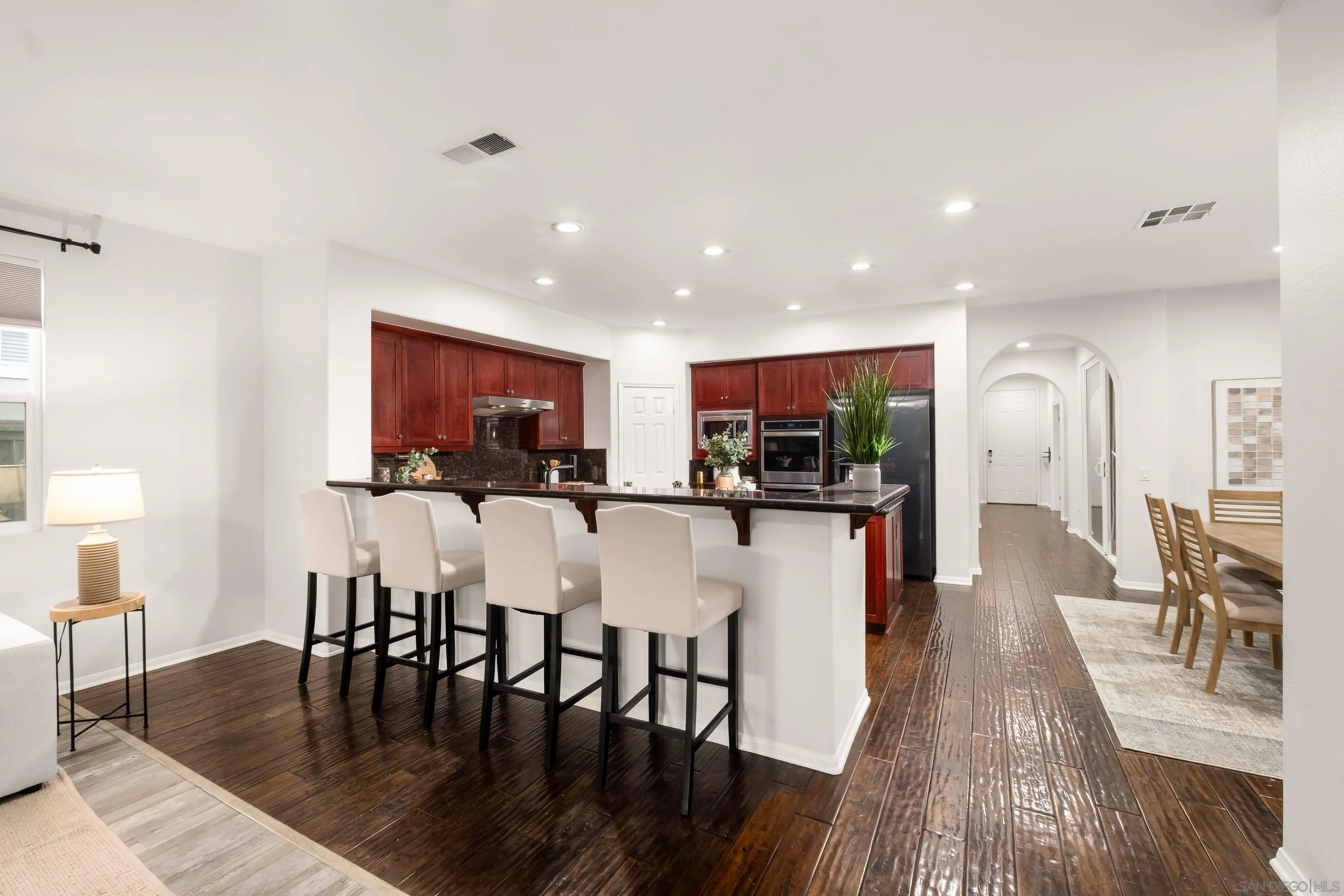 https://cdn.realtyfeed.com/cdn/127/260020489/79d85ac2b85e003486c1715fc8691048.webp