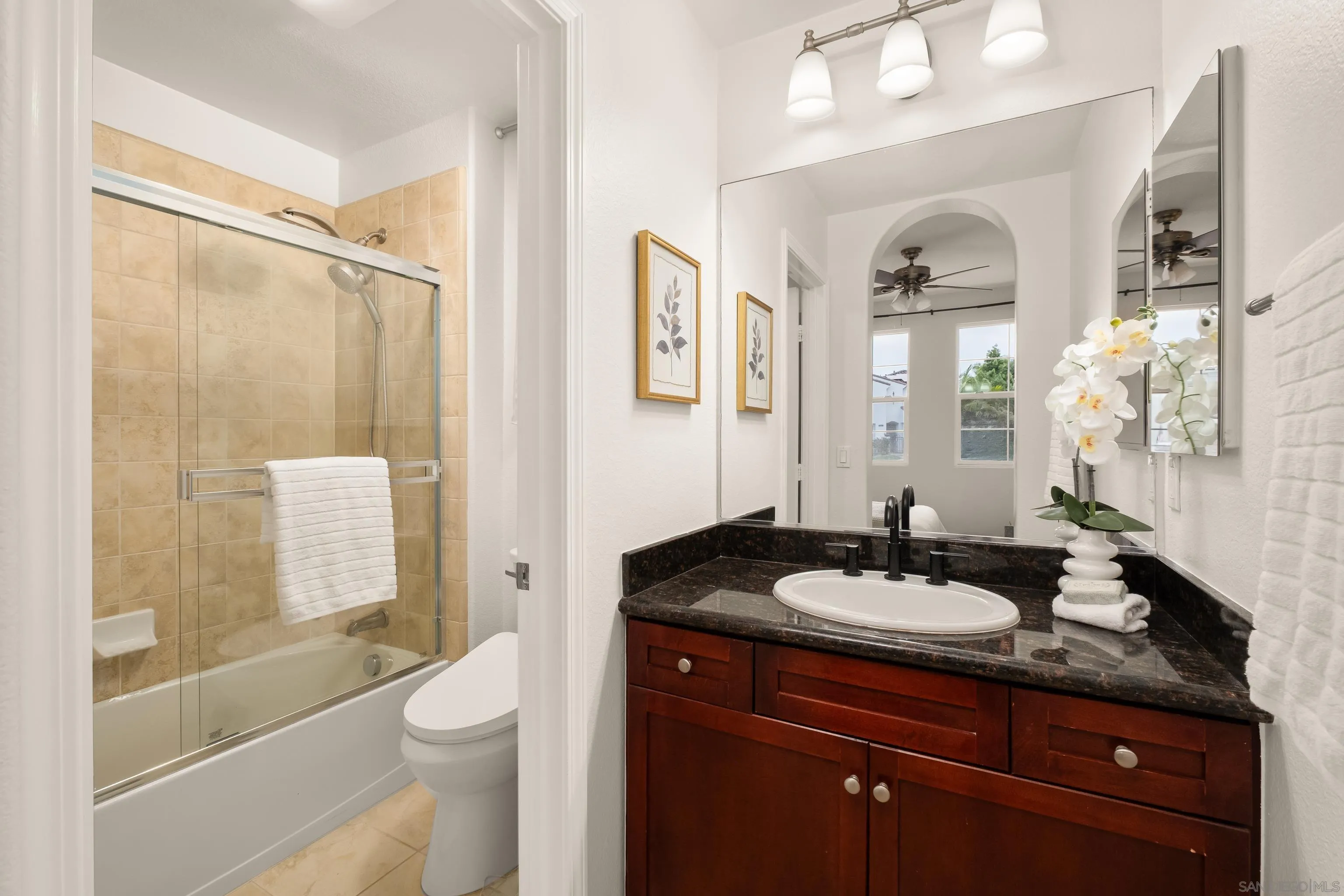 https://cdn.realtyfeed.com/cdn/127/260020489/ead2e5bf2183af7132a7a71356c18c24.webp