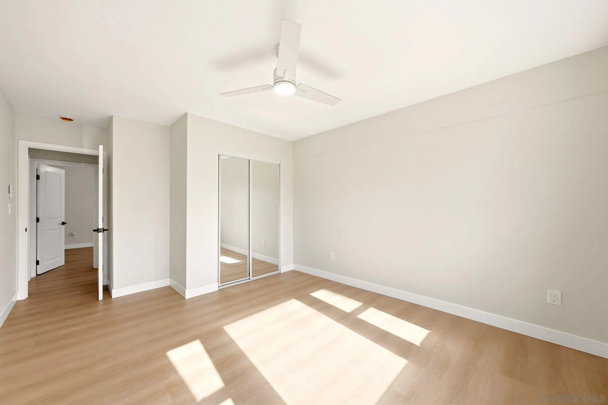 https://cdn.realtyfeed.com/cdn/127/260020490/981682acc4935ad95e0d0d79d7cab3f8.webp