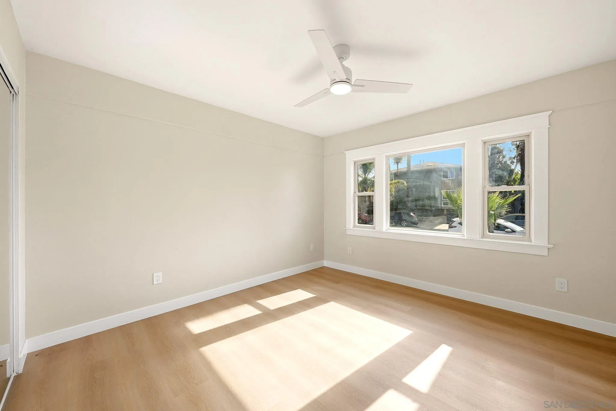 https://cdn.realtyfeed.com/cdn/127/260020490/b2ea94adcb2669503d92c7e2578d75d7.webp