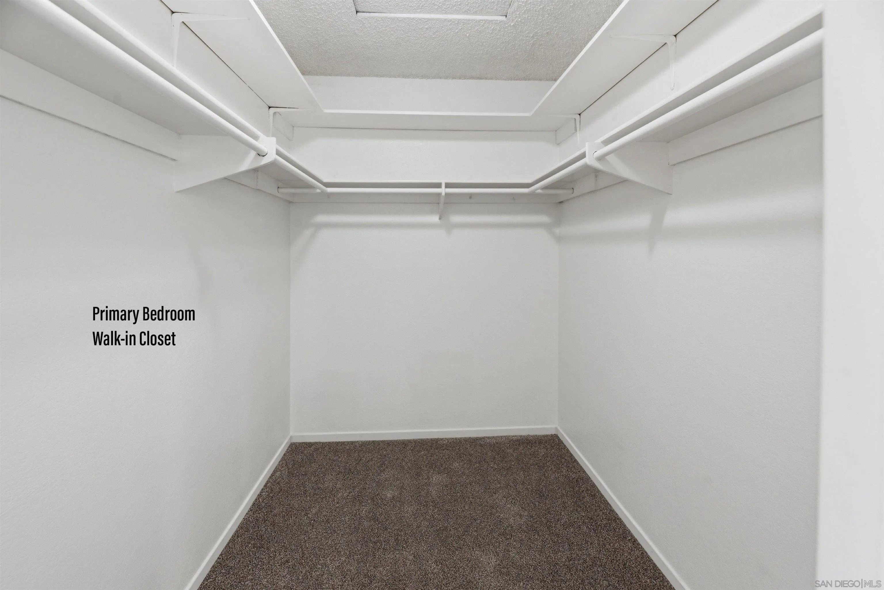Photo #19: 260020493 Listing: Photo #19