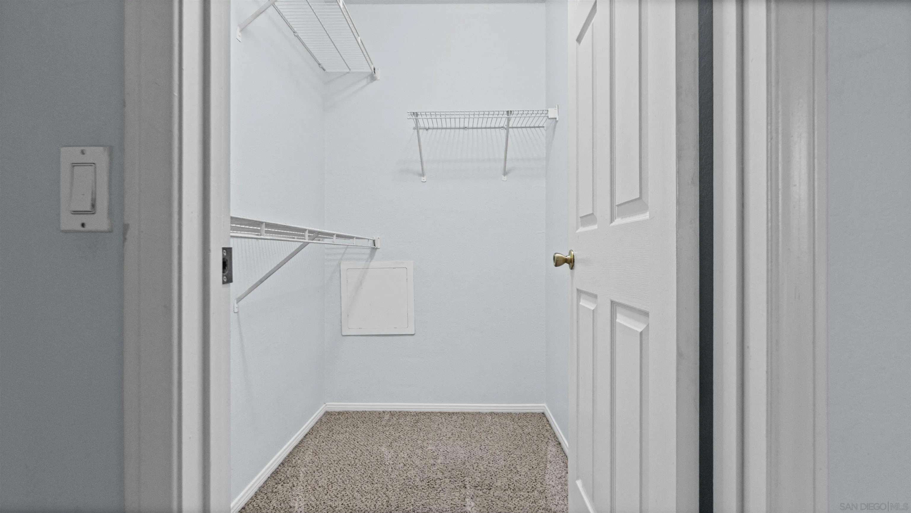 Photo #14: 260020494 Listing: Photo #14