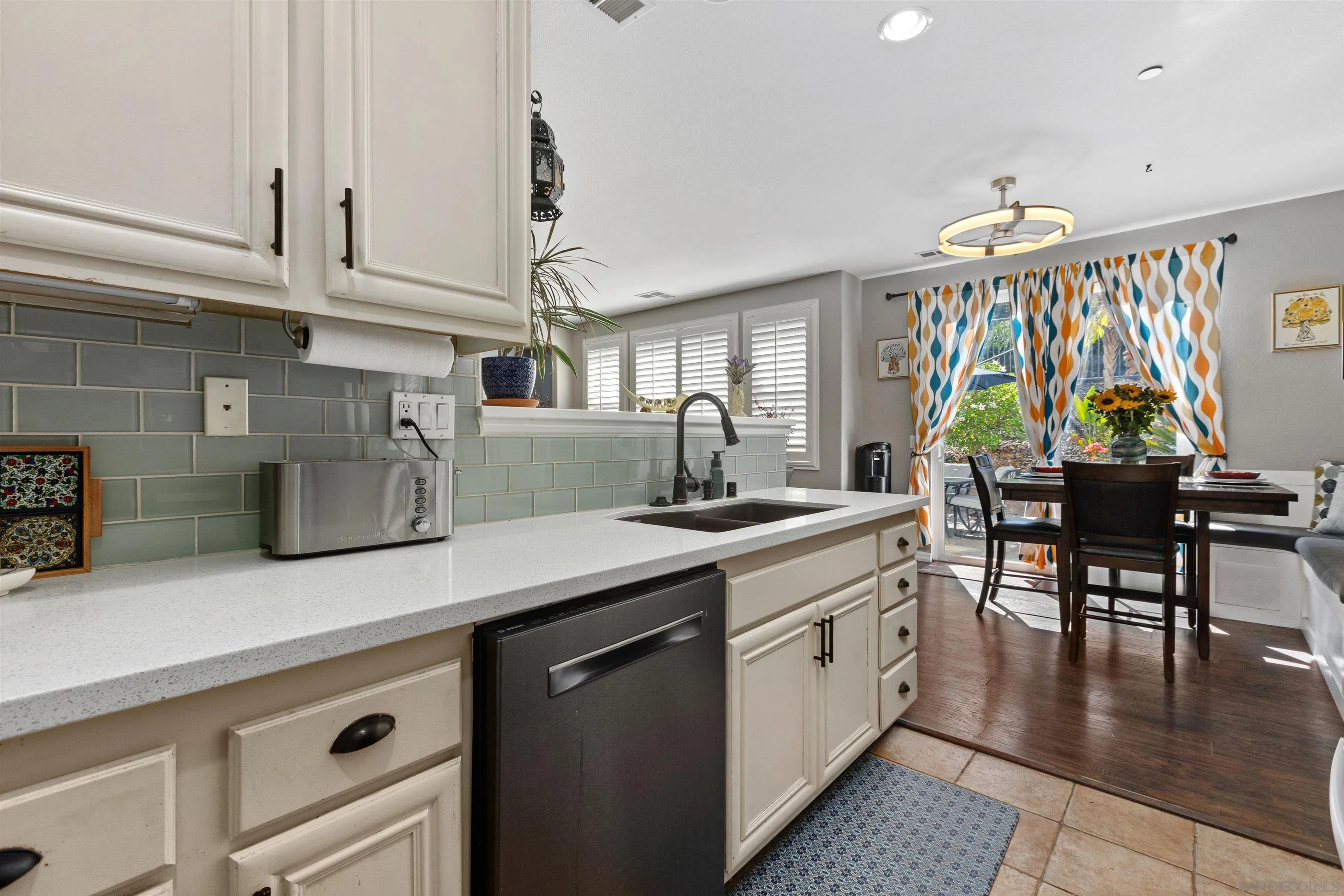 Photo #17: 260020495 Listing: Photo #17