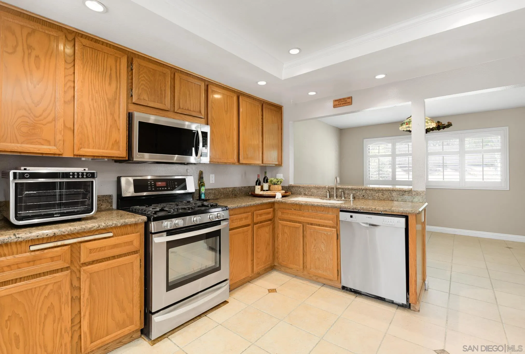 https://cdn.realtyfeed.com/cdn/127/260020496/e6b3c13e077fc15217f23bc7a4bfe011.webp