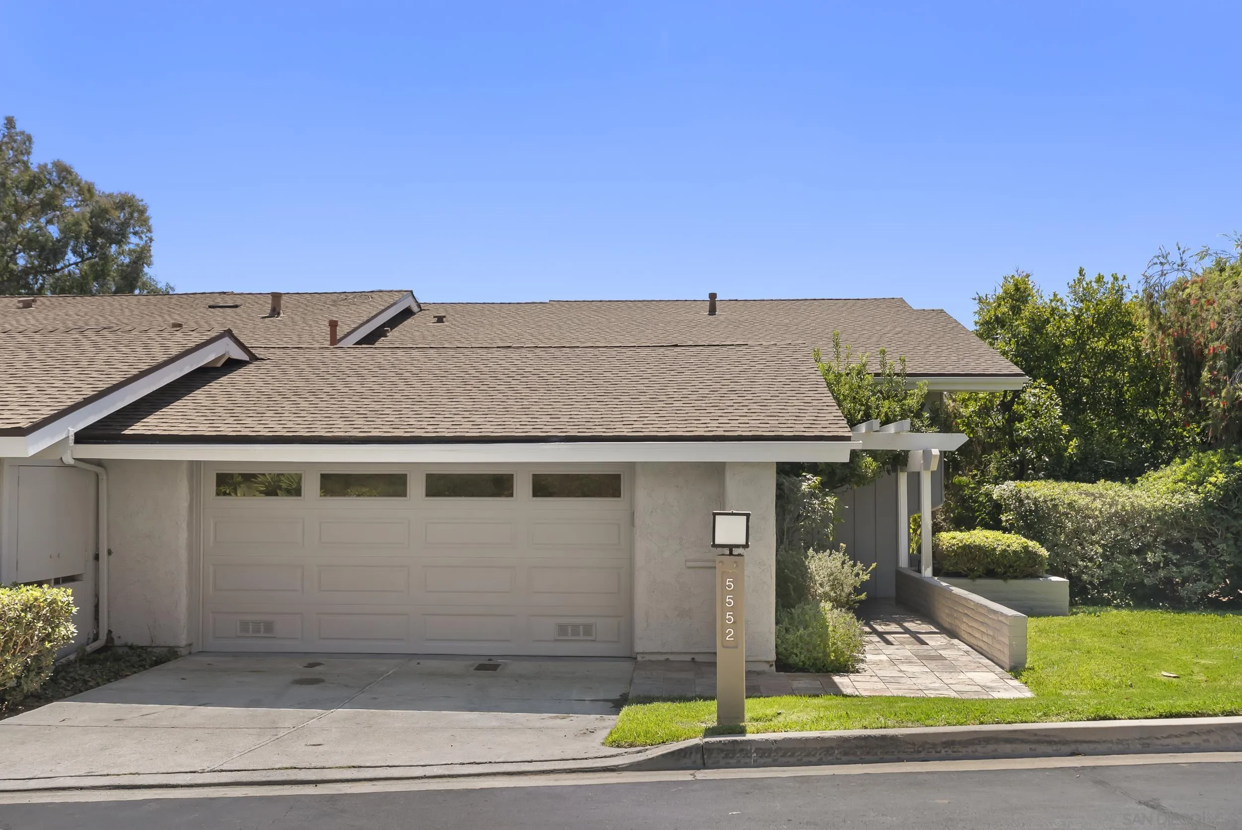 Photo #6: 260020499 Listing: Photo #6