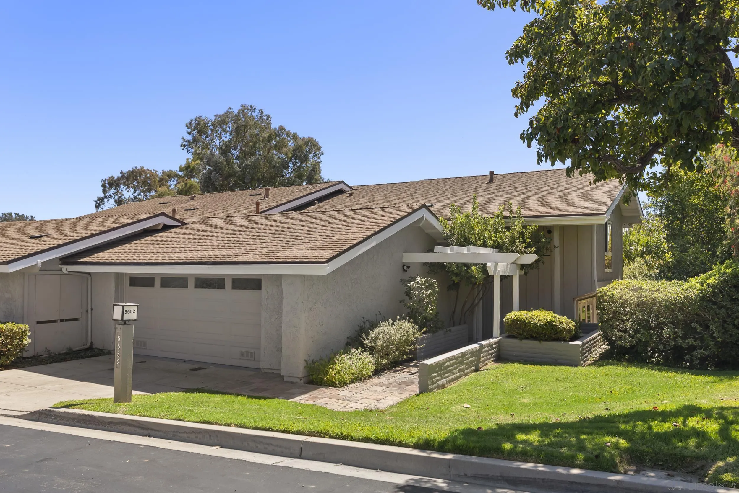 5552 Caminito Herminia, La Jolla, CA 92037 - Main photo, La Jolla, CA