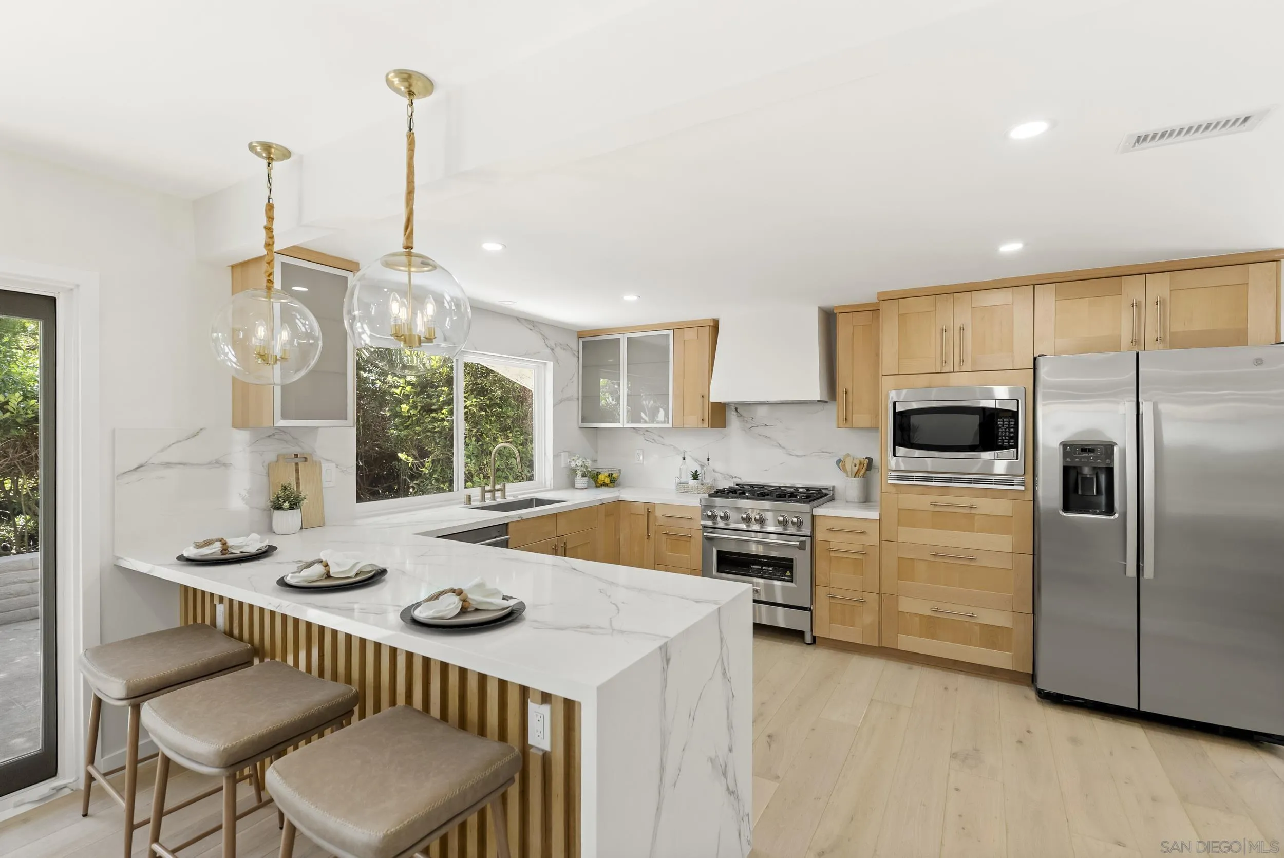 5552 Caminito Herminia, La Jolla, CA 92037 - Photo 2 of 49, La Jolla, CA