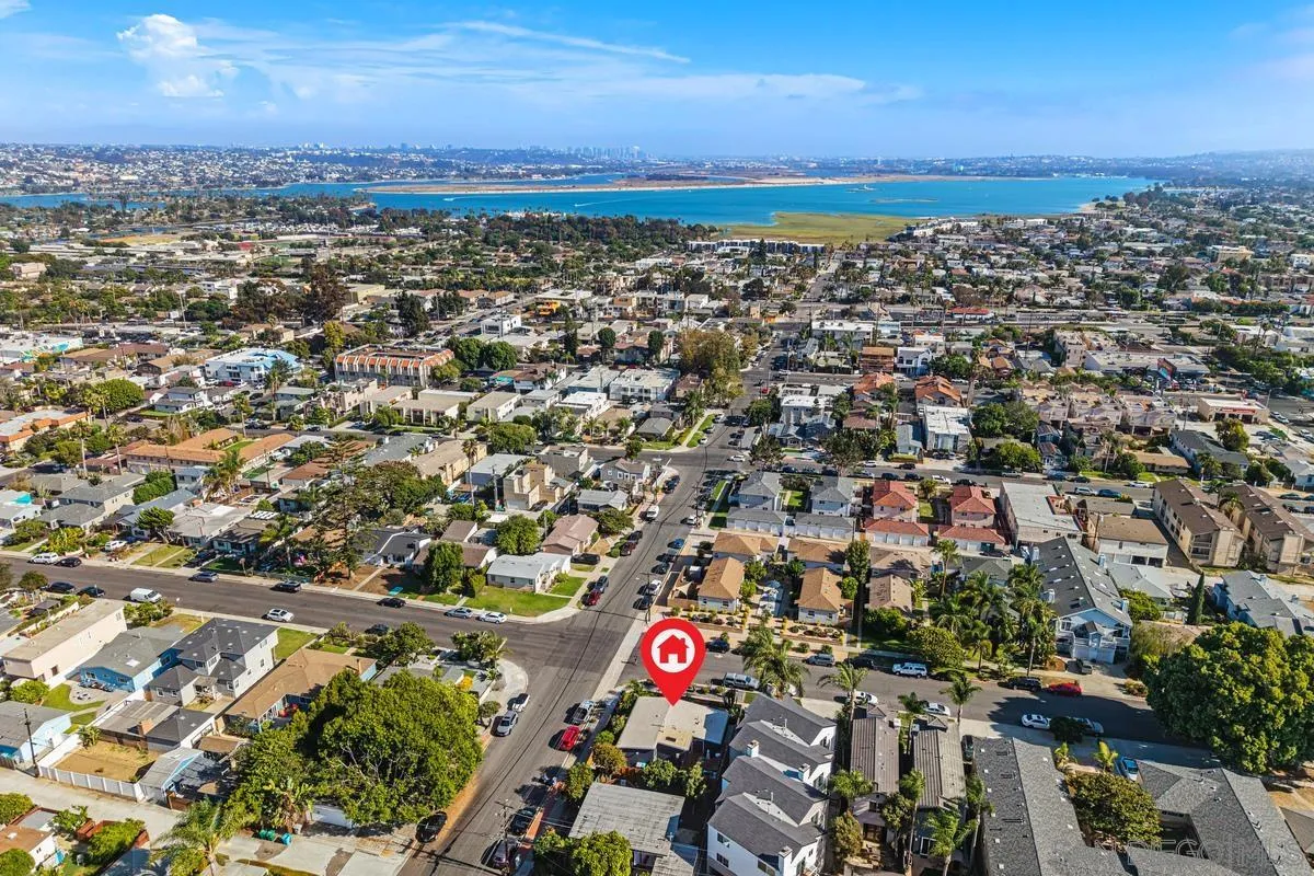 https://cdn.realtyfeed.com/cdn/127/260020502/85b2b27c6fb2a38efecddf63c8597340.webp