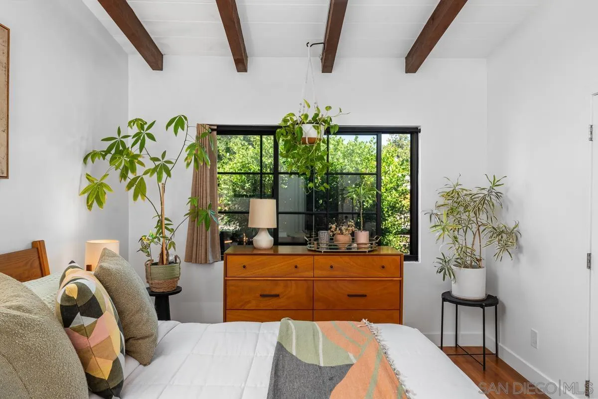 https://cdn.realtyfeed.com/cdn/127/260020502/c528b0b5e0ca6e05d6f2a787d9e8b556.webp