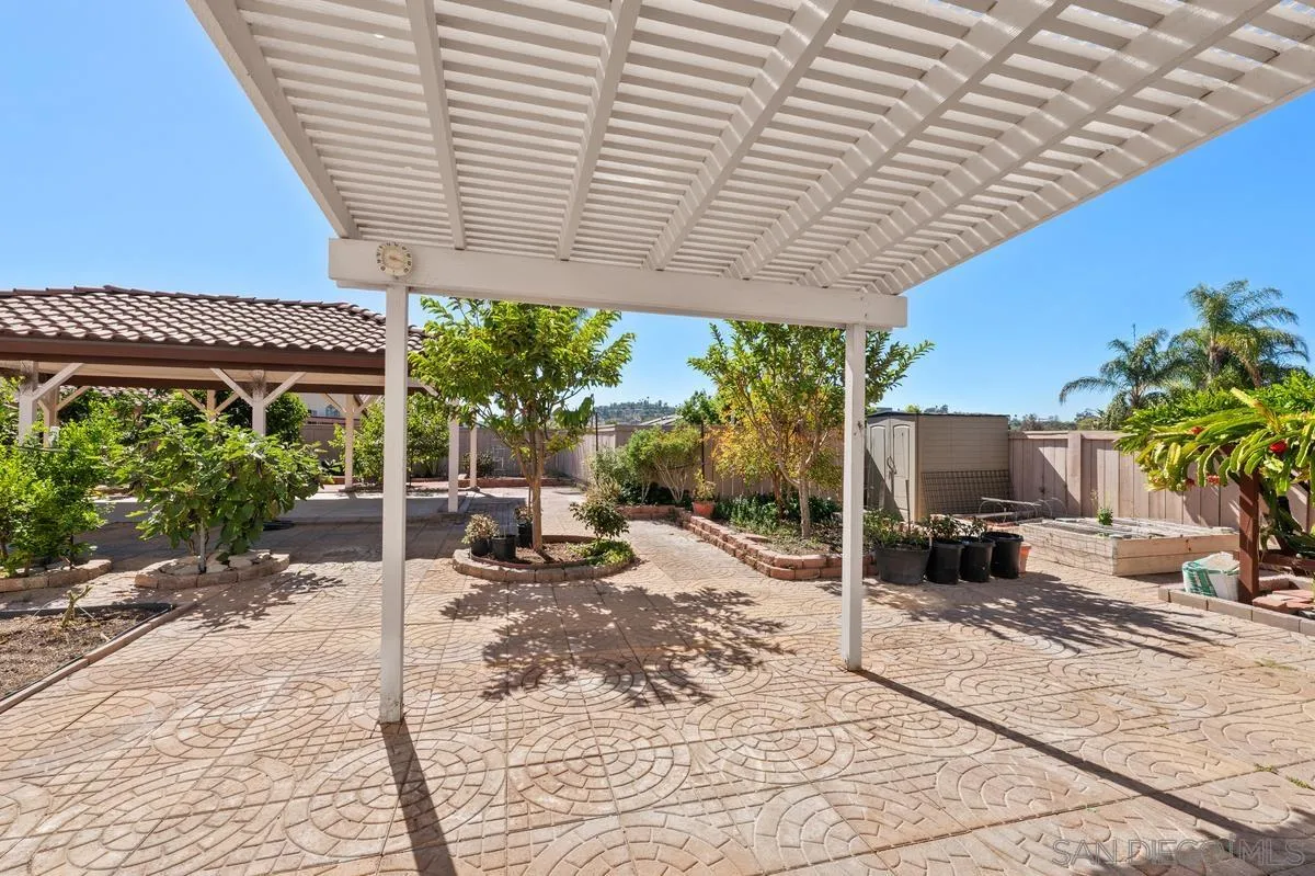 https://cdn.realtyfeed.com/cdn/127/260020503/2db310ff8cc548d45d365df848494db5.webp
