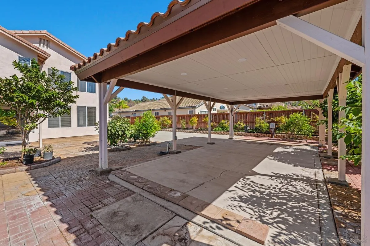 https://cdn.realtyfeed.com/cdn/127/260020503/35f839e69660e6a6248ded0971f8abd0.webp