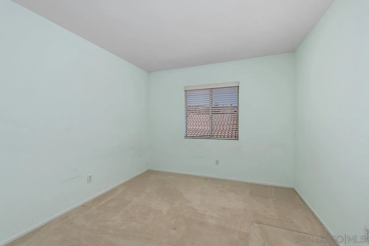 https://cdn.realtyfeed.com/cdn/127/260020503/549af5f5b769b4b99c10aef8b31f1d1a.webp