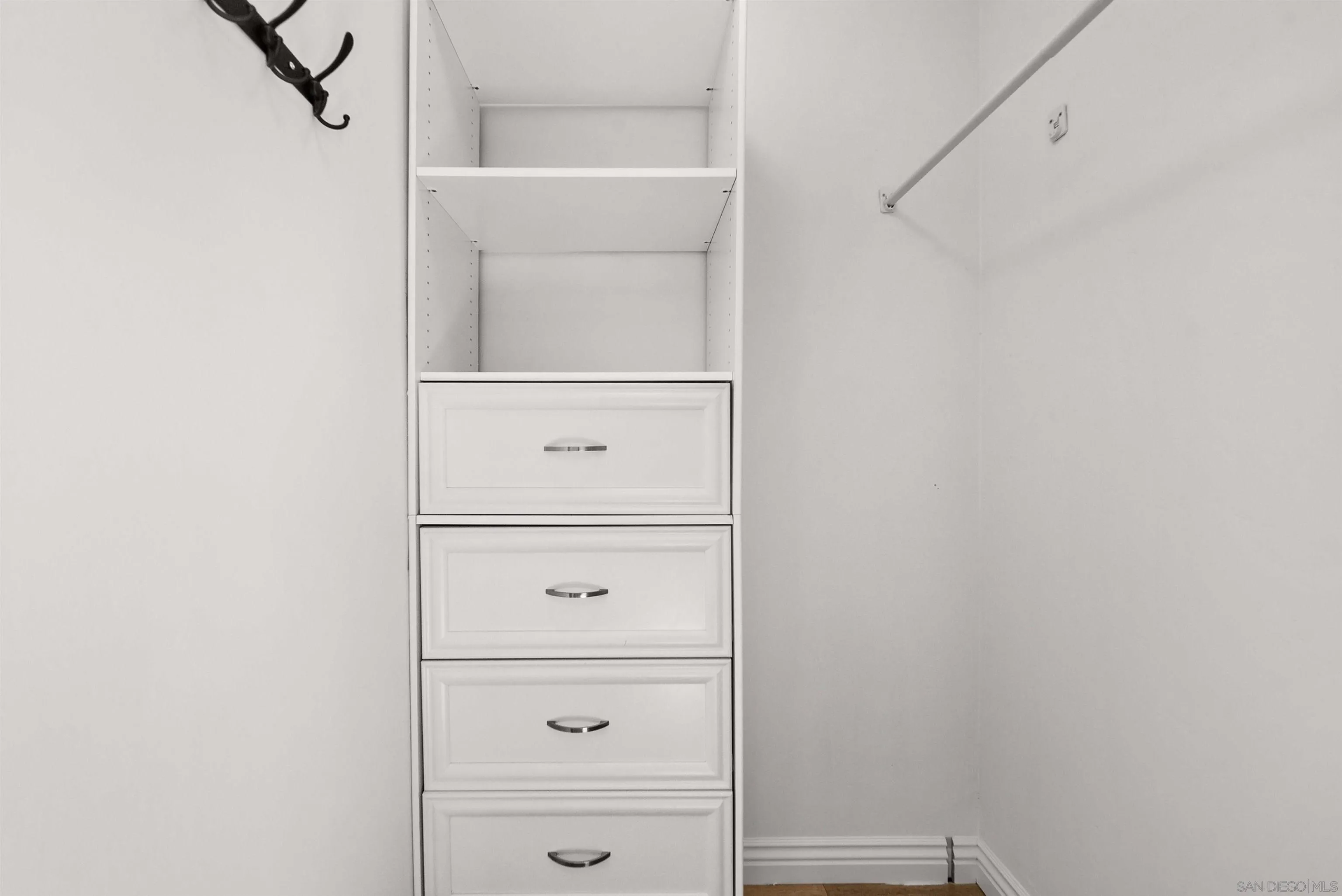 Photo #12: 260020504 Listing: Photo #12