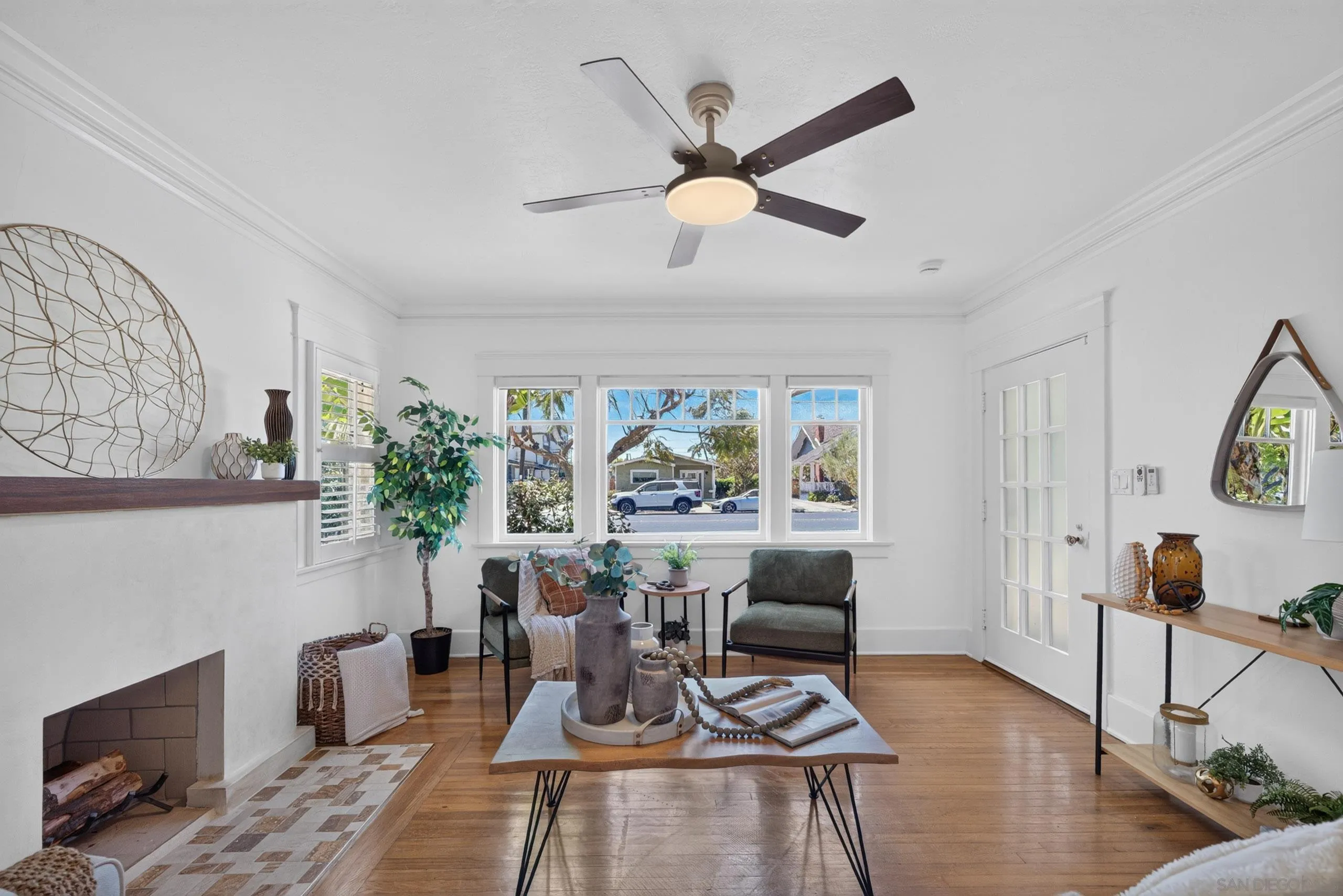 https://cdn.realtyfeed.com/cdn/127/260020506/28654ee9267ed6076e8fdafd33bc21d8.webp