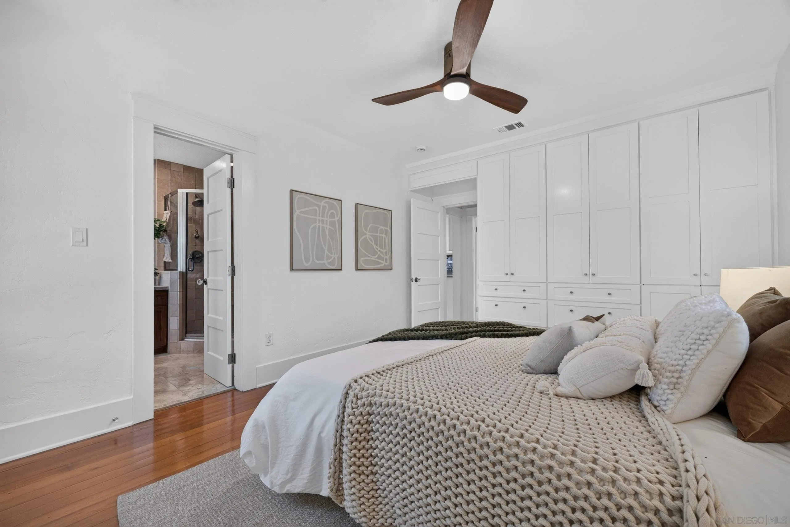 https://cdn.realtyfeed.com/cdn/127/260020506/5c4c58197d67a532b350442a11e32240.webp