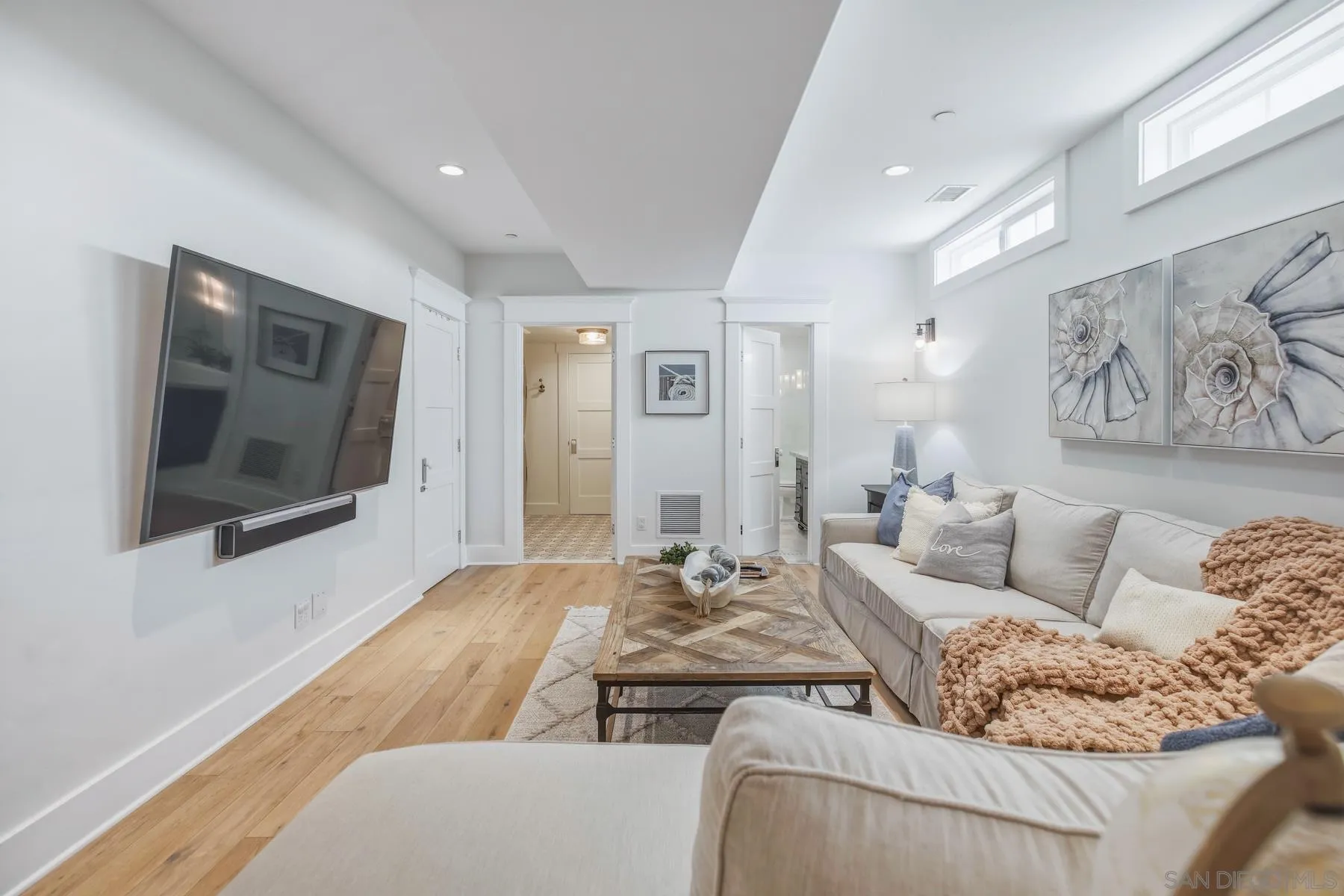 https://cdn.realtyfeed.com/cdn/127/260020508/2cc875903425638b021819384f7fed3d.webp