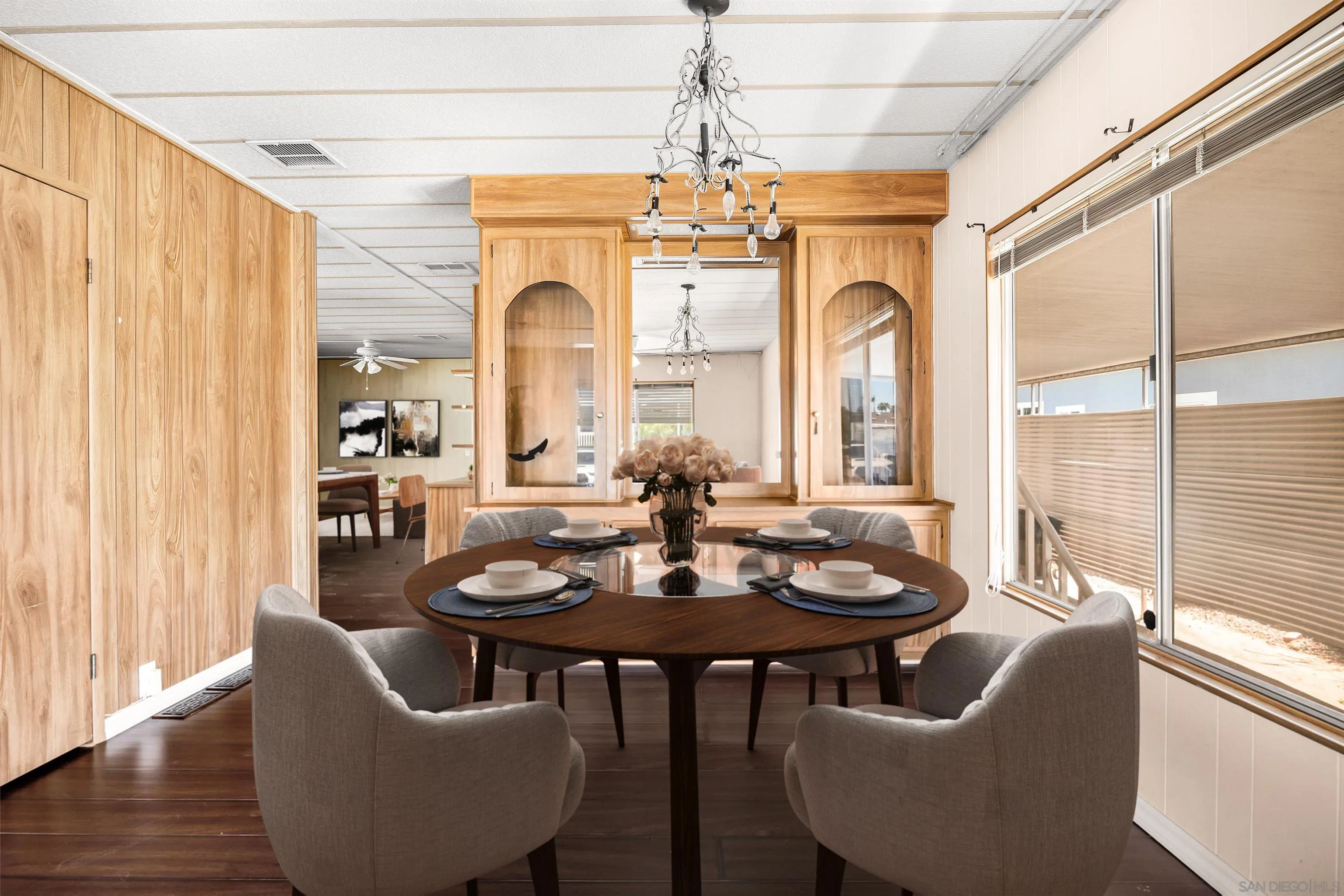https://cdn.realtyfeed.com/cdn/127/260020509/4342e08c5e6b2255112db3b51195507a.webp