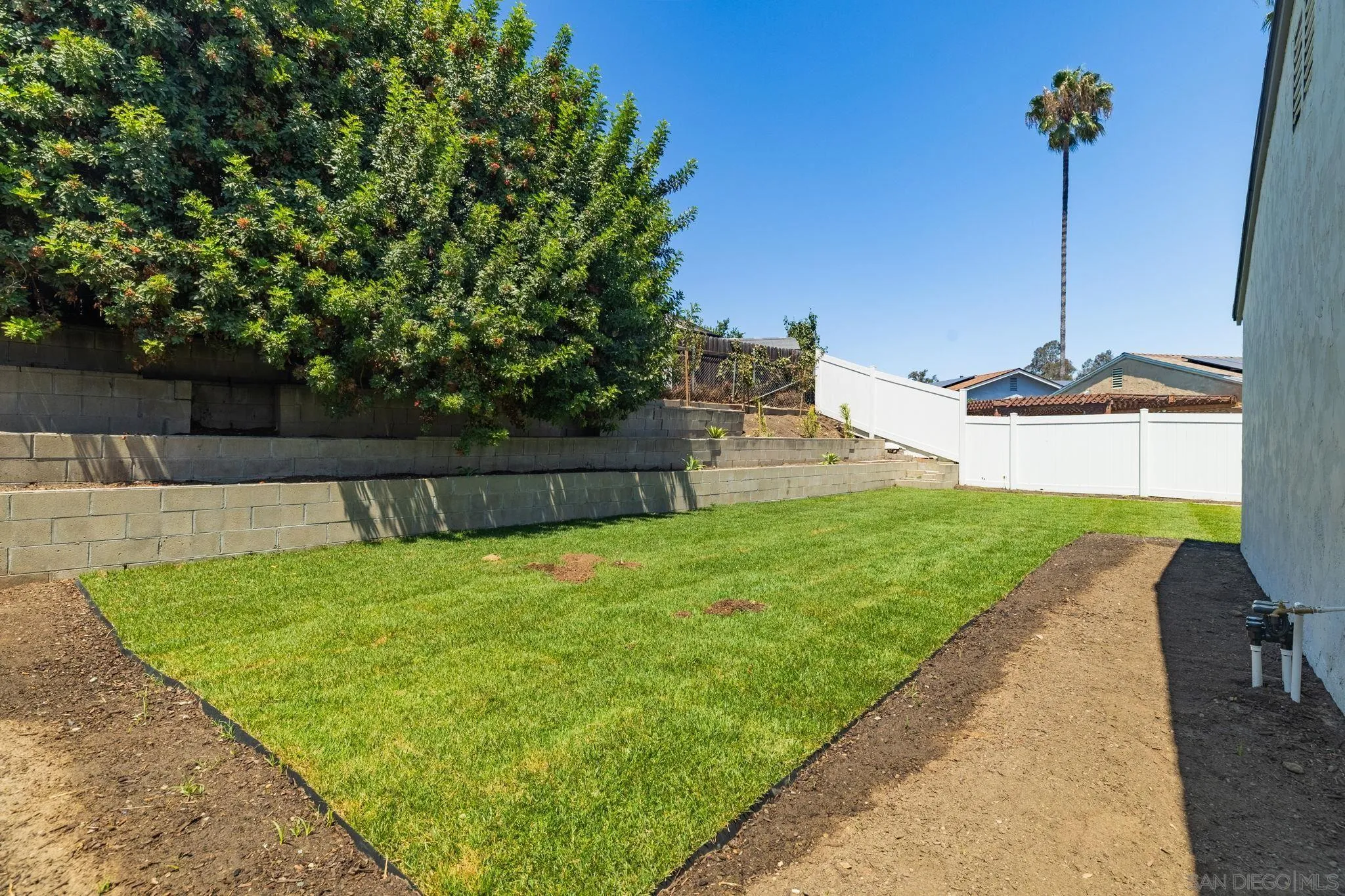 https://cdn.realtyfeed.com/cdn/127/260020510/210895fc37c7b232d6b163b219cdedf3.webp
