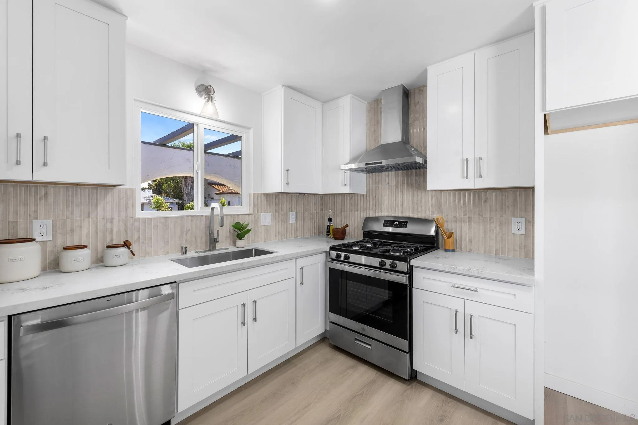 https://cdn.realtyfeed.com/cdn/127/260020510/5834865c5183980a9e5862565ad5e209.webp