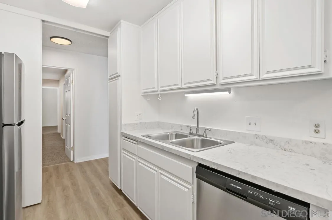 1235 Parker Unit 3k, San Diego, CA 92109 - Photo 5 of 20, San Diego, CA
